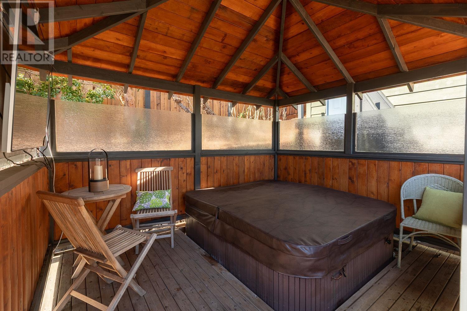 716 E 29th Street, North Vancouver, British Columbia  V7K 1B3 - Photo 33 - R2973023