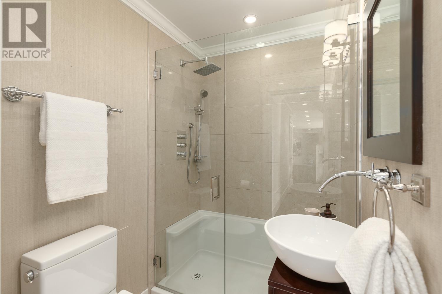 716 E 29th Street, North Vancouver, British Columbia  V7K 1B3 - Photo 22 - R2973023