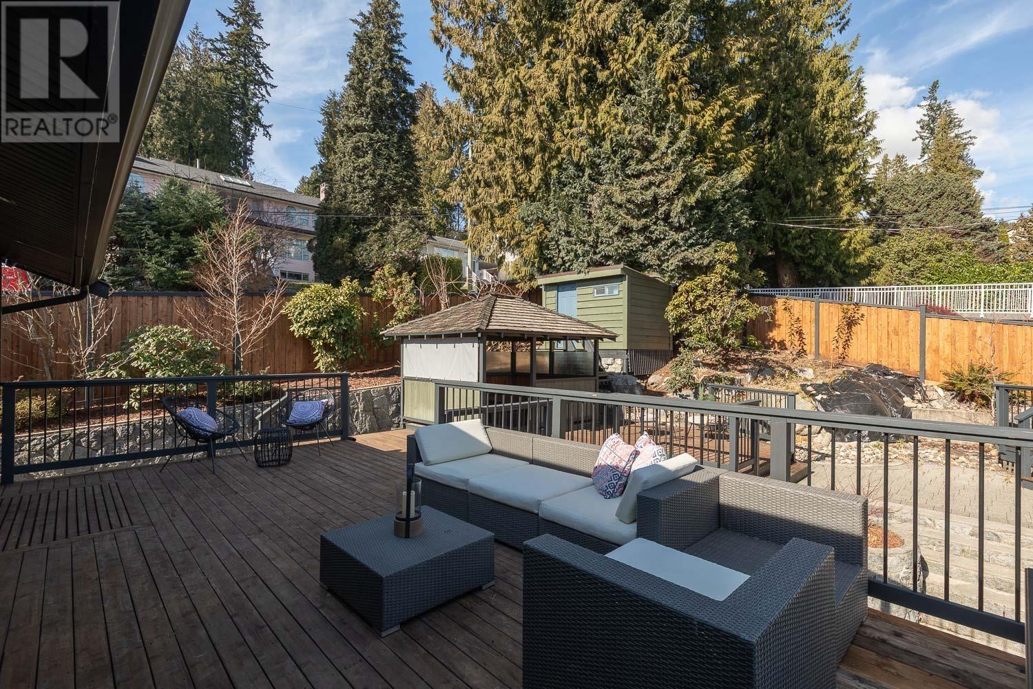 716 E 29th Street, North Vancouver, British Columbia  V7K 1B3 - Photo 31 - R2973023