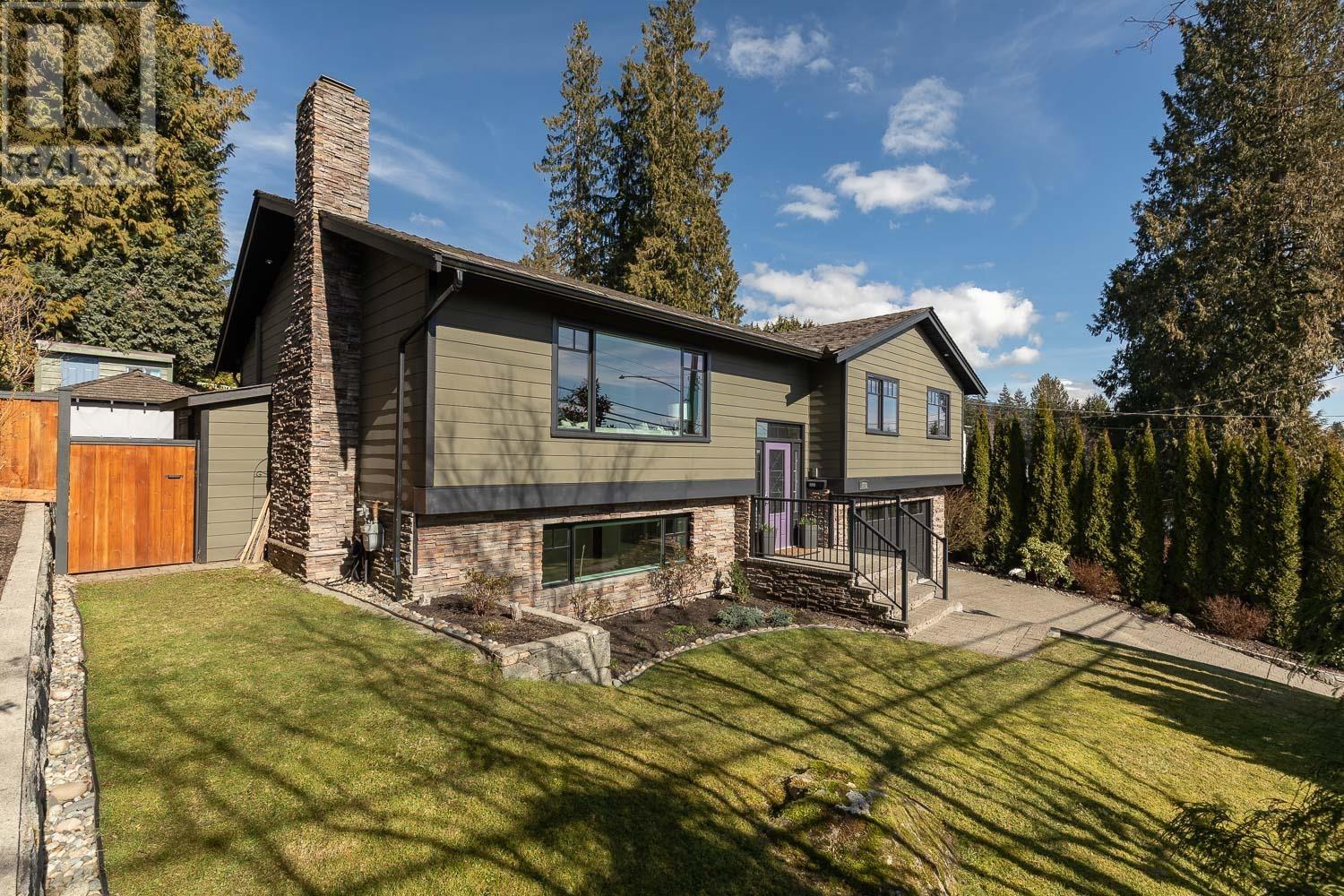 716 E 29th Street, North Vancouver, British Columbia  V7K 1B3 - Photo 1 - R2973023
