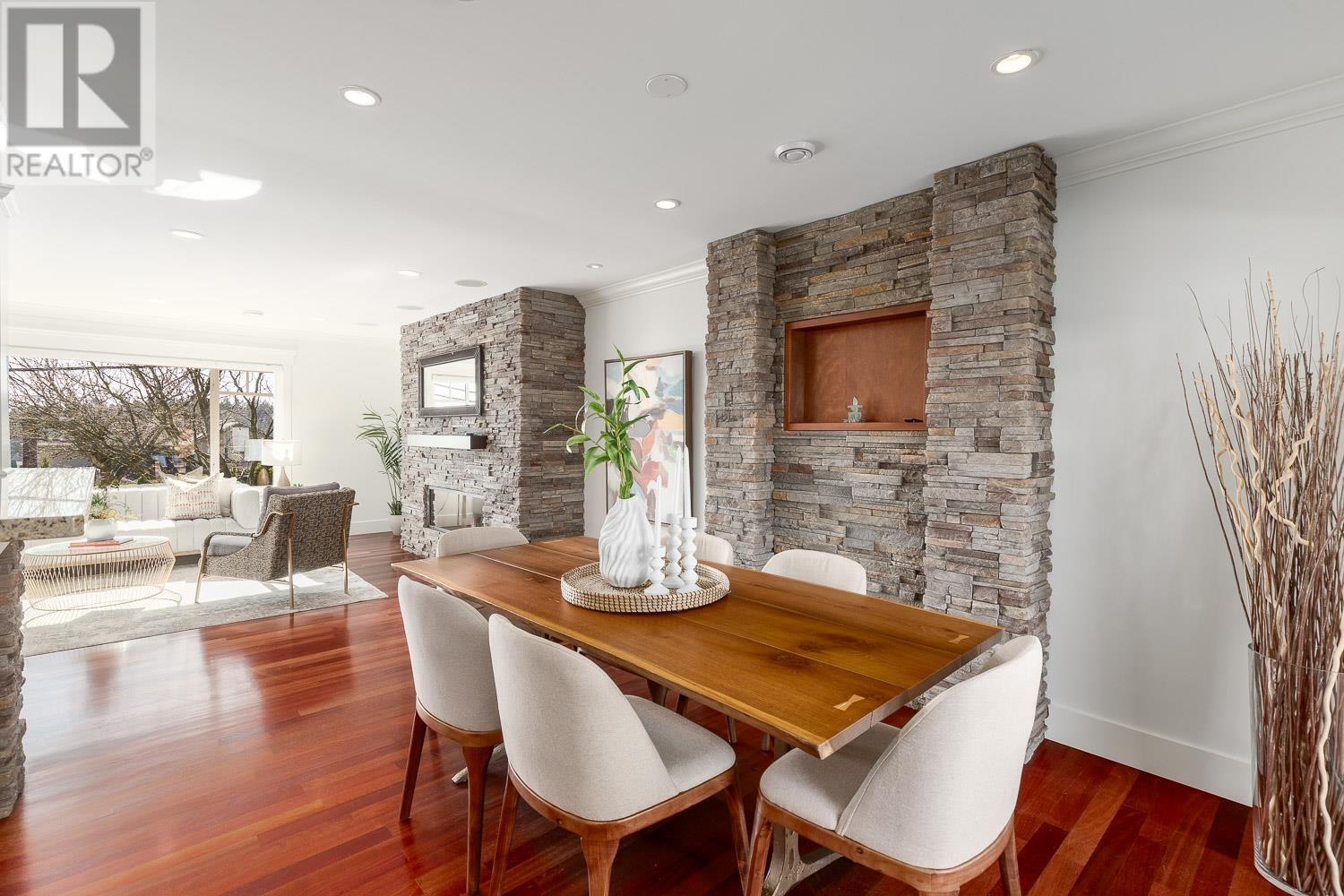 716 E 29th Street, North Vancouver, British Columbia  V7K 1B3 - Photo 8 - R2973023