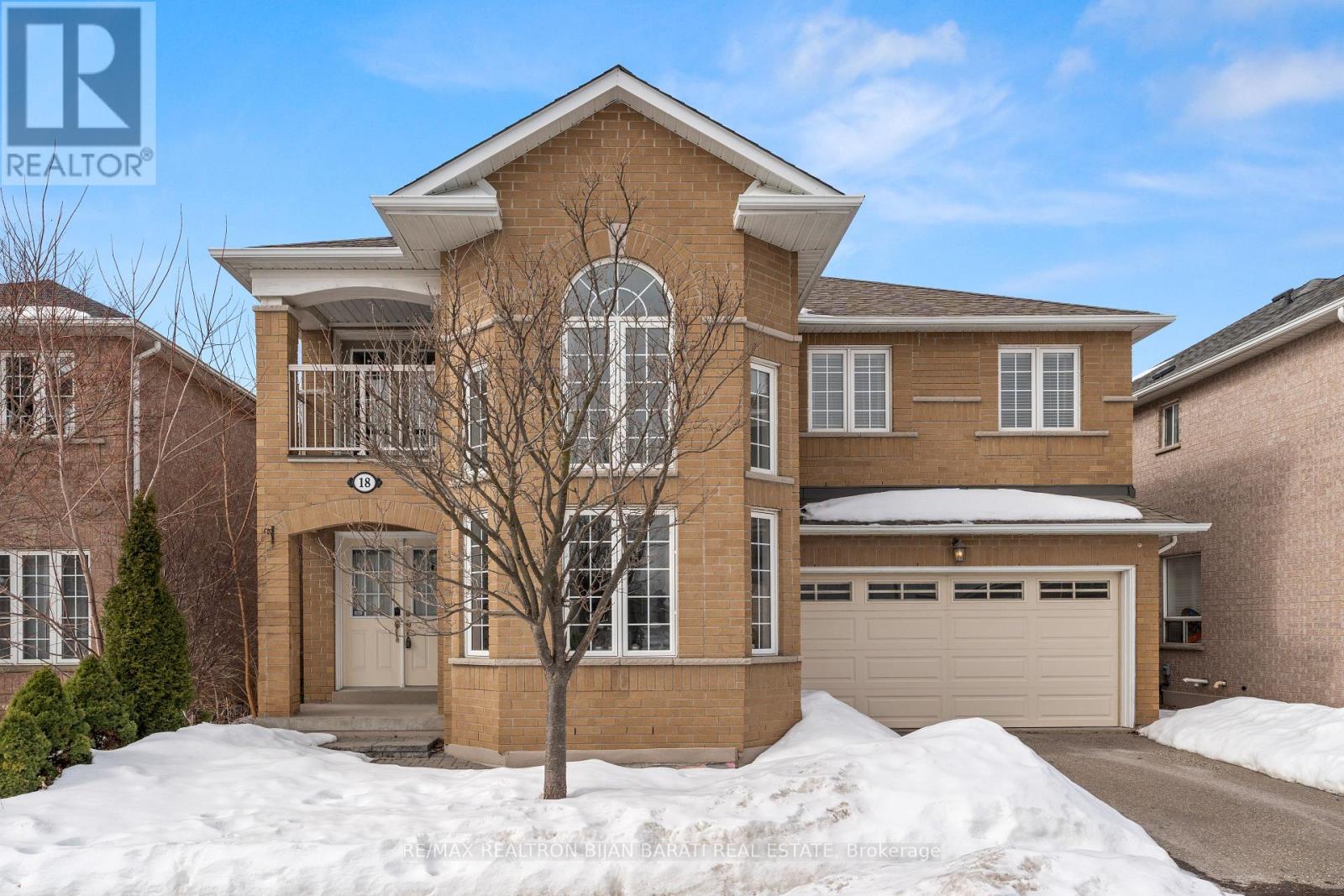 18 Monteith Crescent, Vaughan, Ontario  L6A 3M7 - Photo 1 - N11999608