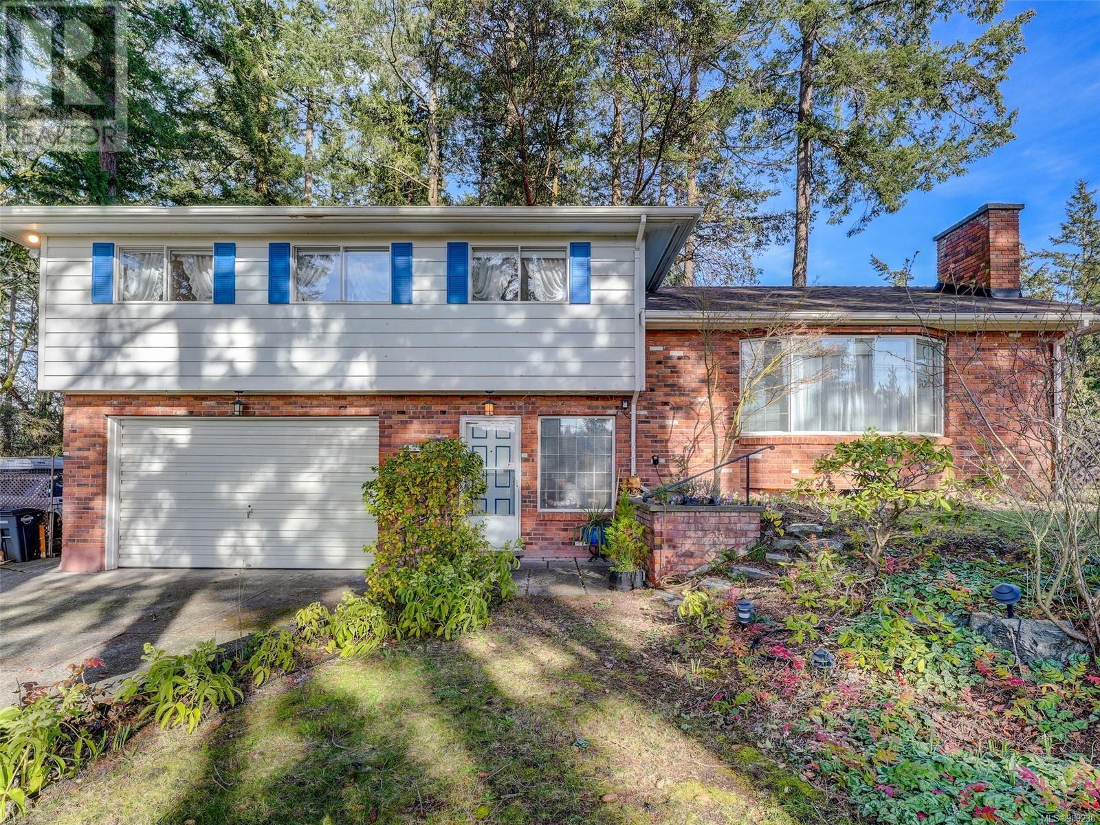 Property at 4799 Cordova Bay Rd image 1