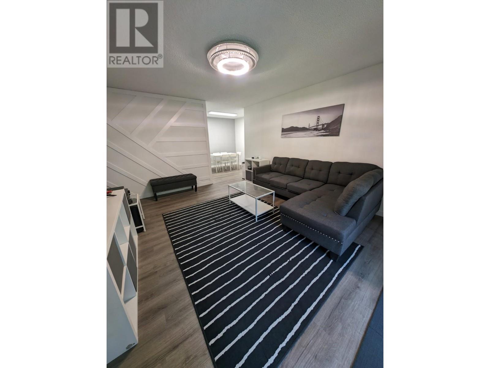 301 340 GINGER DRIVE, new westminster, British Columbia