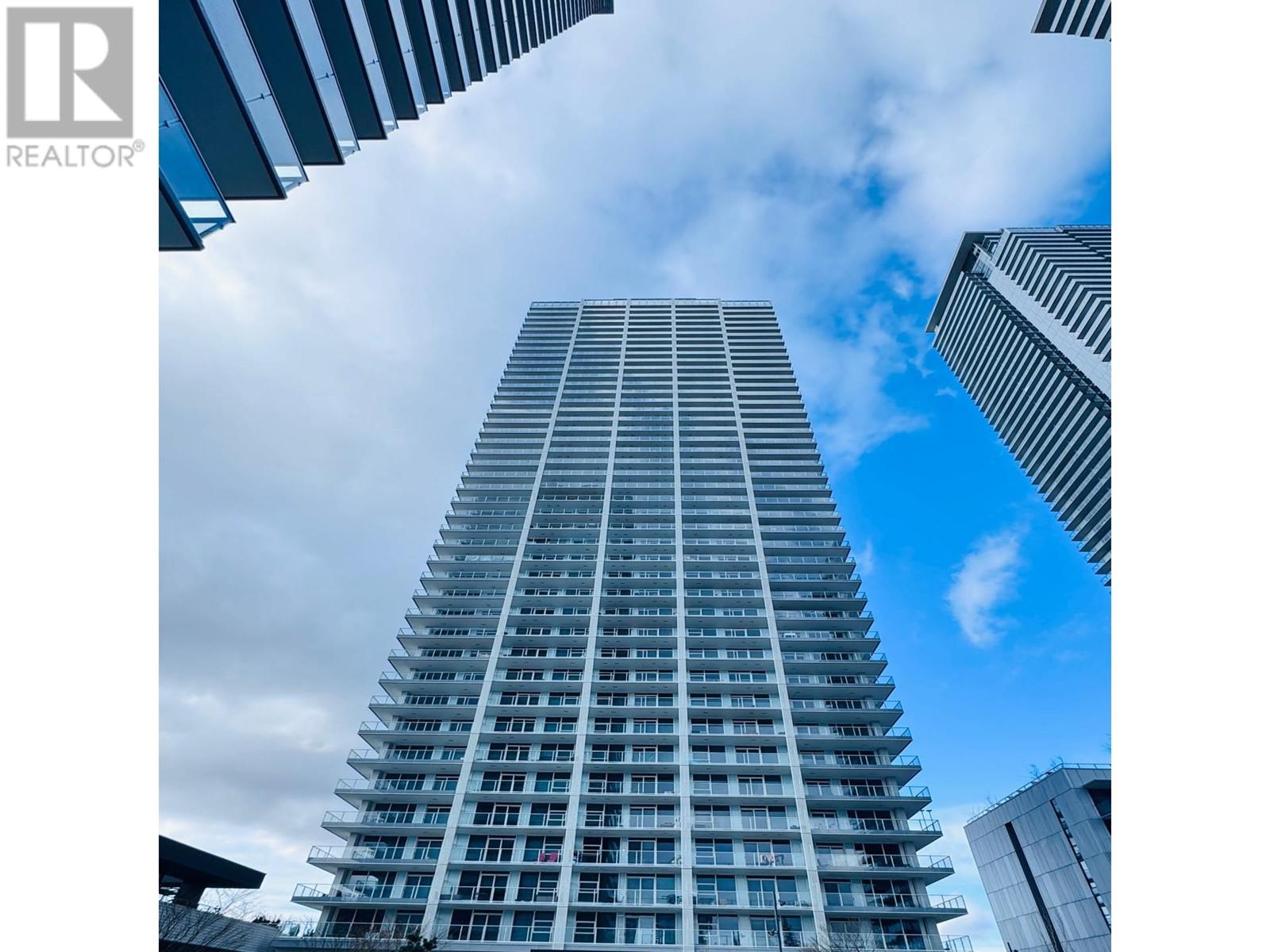 Listing Picture 3 of 24 : 1702 3833 EVERGREEN PLACE, Burnaby / 本拿比 - 魯藝地產 Yvonne Lu Group - MLS Medallion Club Member