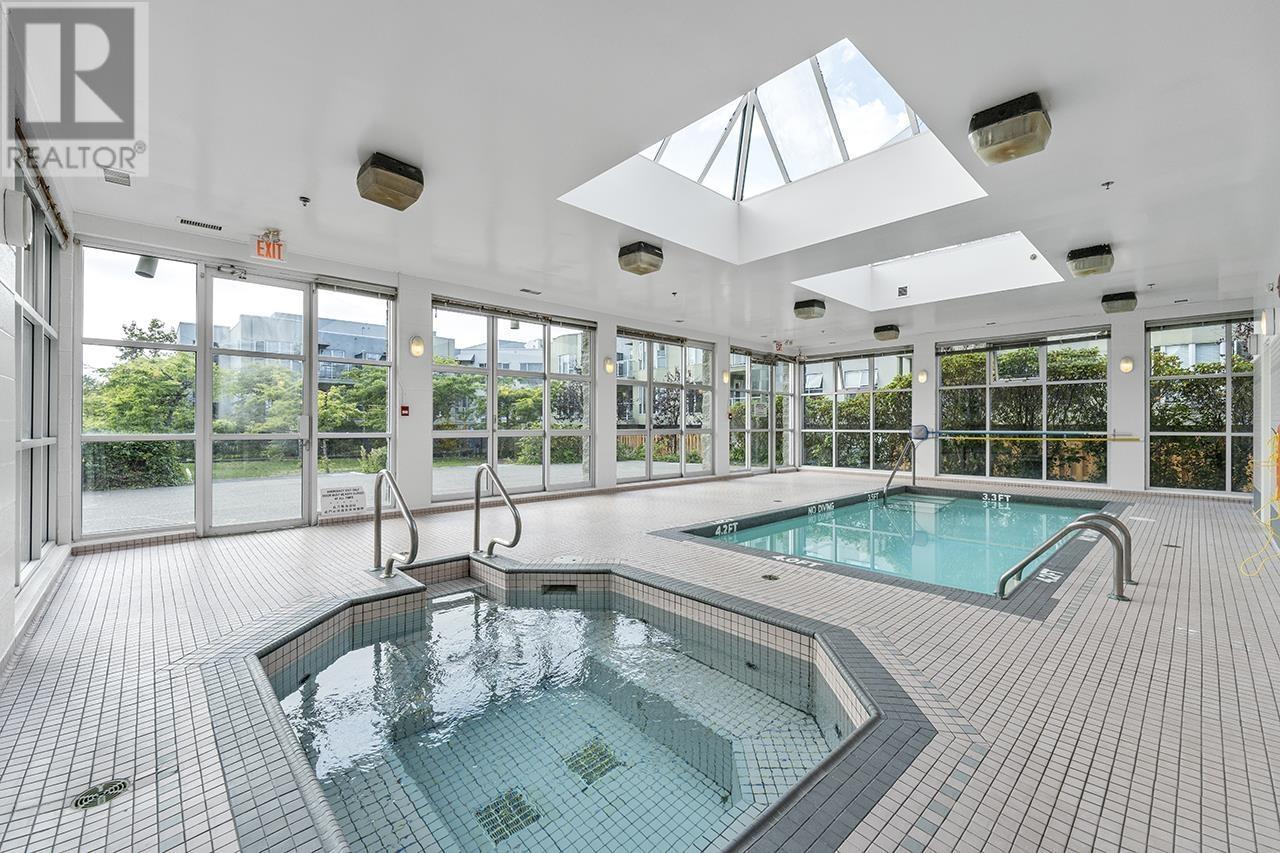 Listing Picture 10 of 13 : 308 7700 ST. ALBANS ROAD, Richmond / 烈治文 - 魯藝地產 Yvonne Lu Group - MLS Medallion Club Member