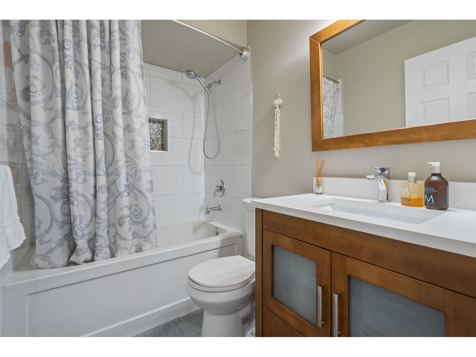 1503 10620 150 Street, Surrey, British Columbia  V3R 7K2 - Photo 5 - R2971933