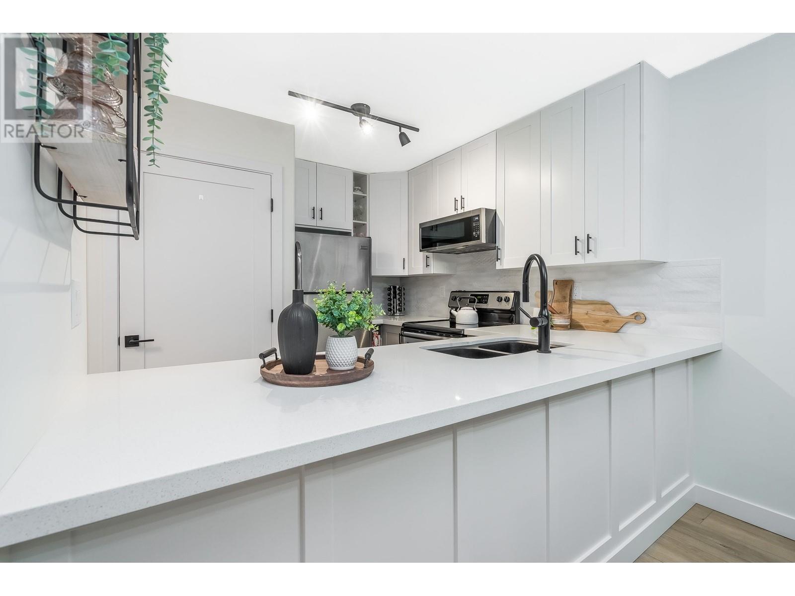202 214 Eleventh Street, New Westminster, British Columbia  V3M 4C9 - Photo 9 - R2970609