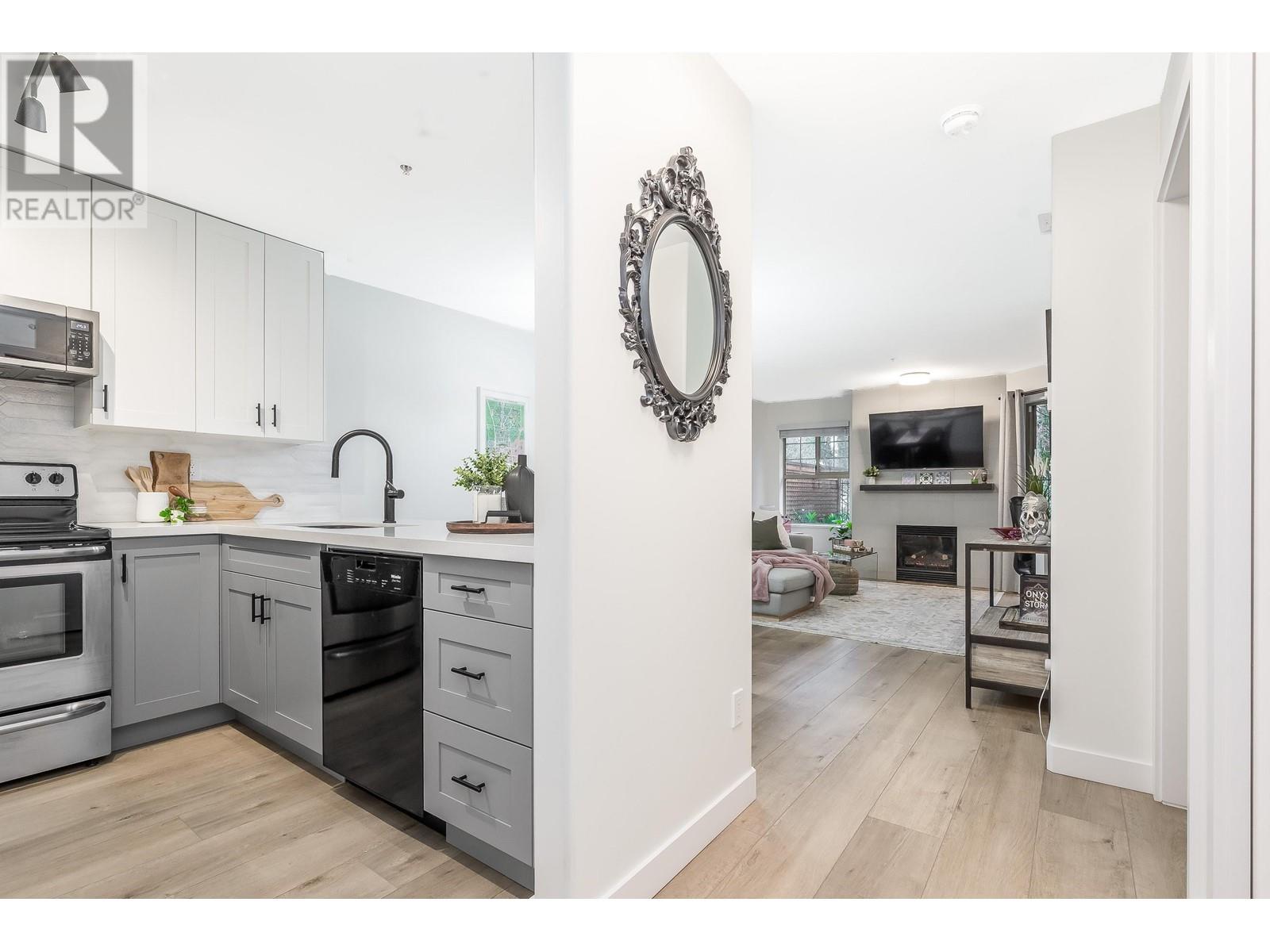 202 214 Eleventh Street, New Westminster, British Columbia  V3M 4C9 - Photo 6 - R2970609