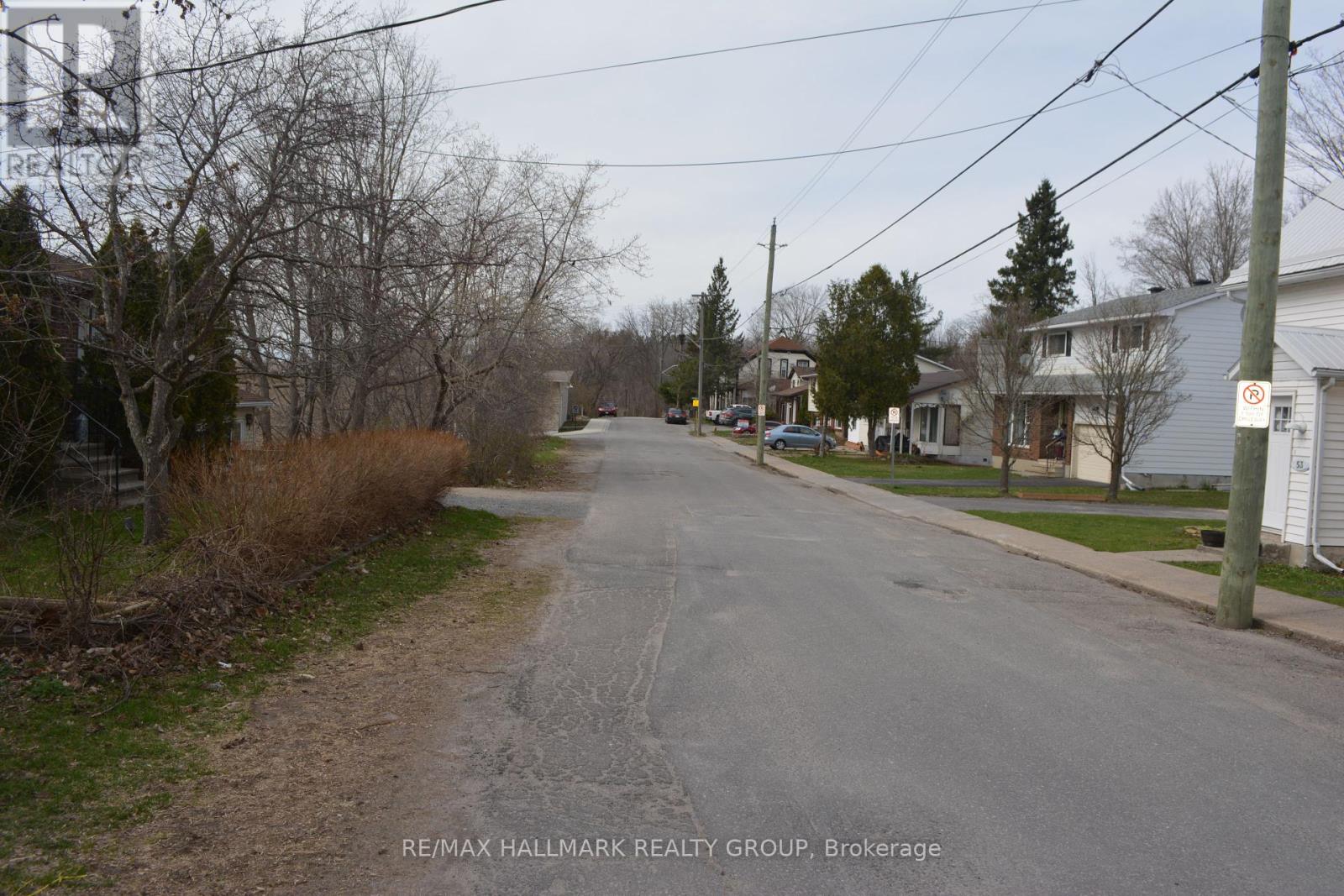 45 Carleton Street, Mississippi Mills, Ontario  K0A 1A0 - Photo 2 - X11999732