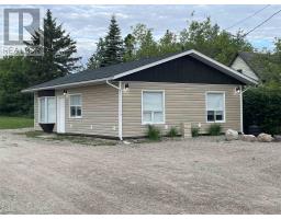 688 HWY 594, Eagle River, Ontario