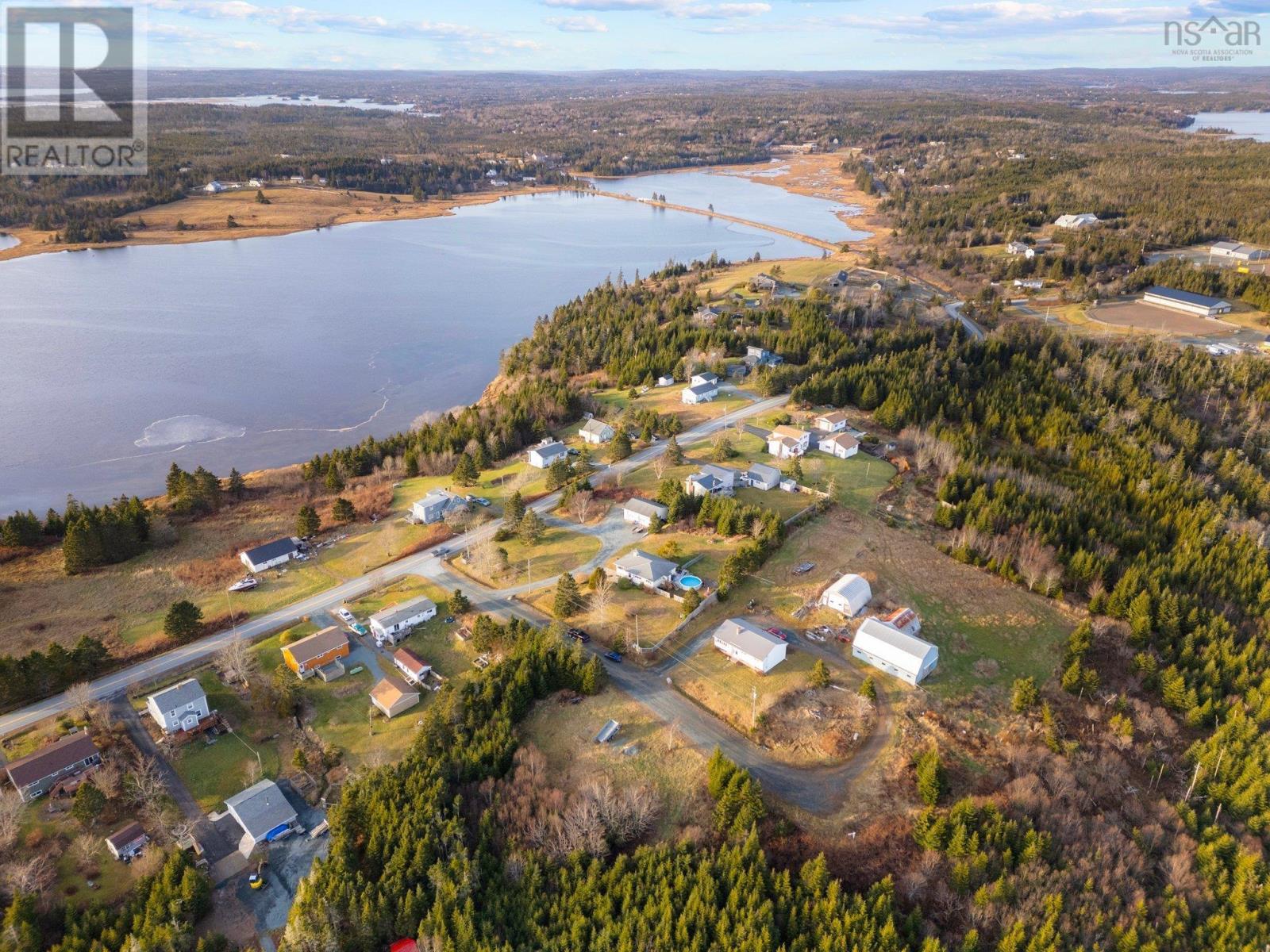 2 Westview Drive, Lawrencetown, Nova Scotia  B2Z 1S2 - Photo 40 - 202428495