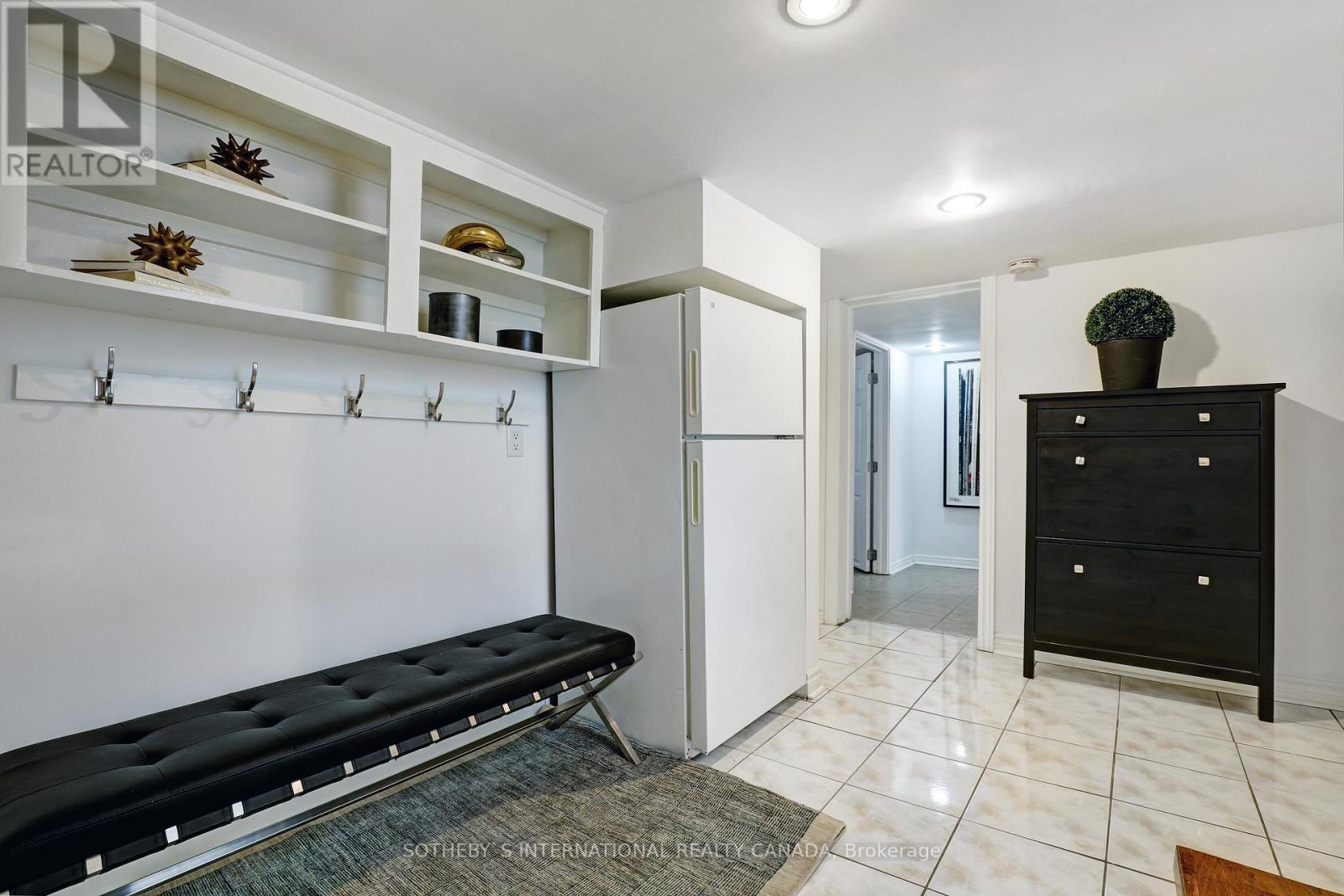 19 Southvale Drive, Toronto, Ontario  M4G 1G1 - Photo 23 - C11999729