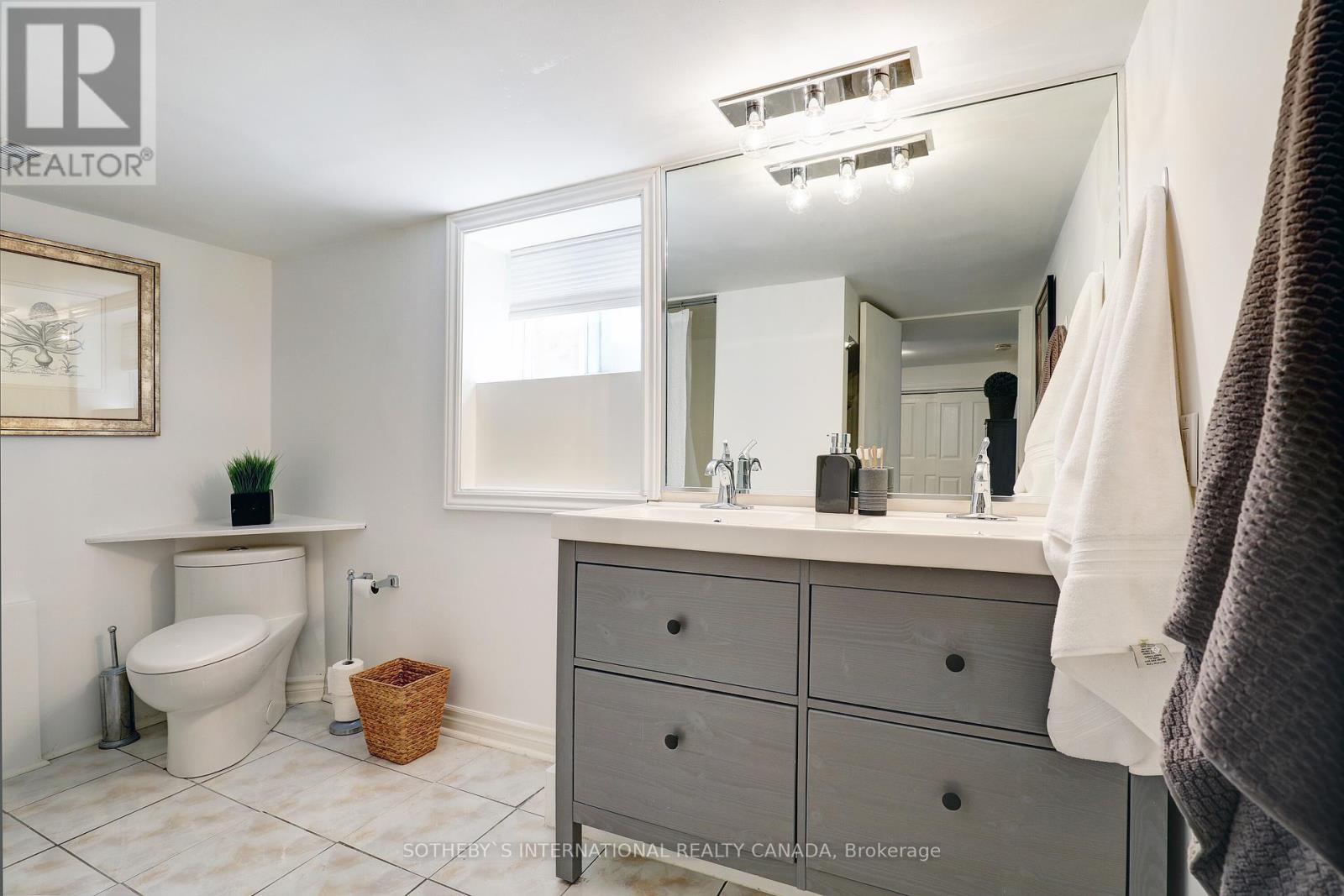 19 Southvale Drive, Toronto, Ontario  M4G 1G1 - Photo 25 - C11999729