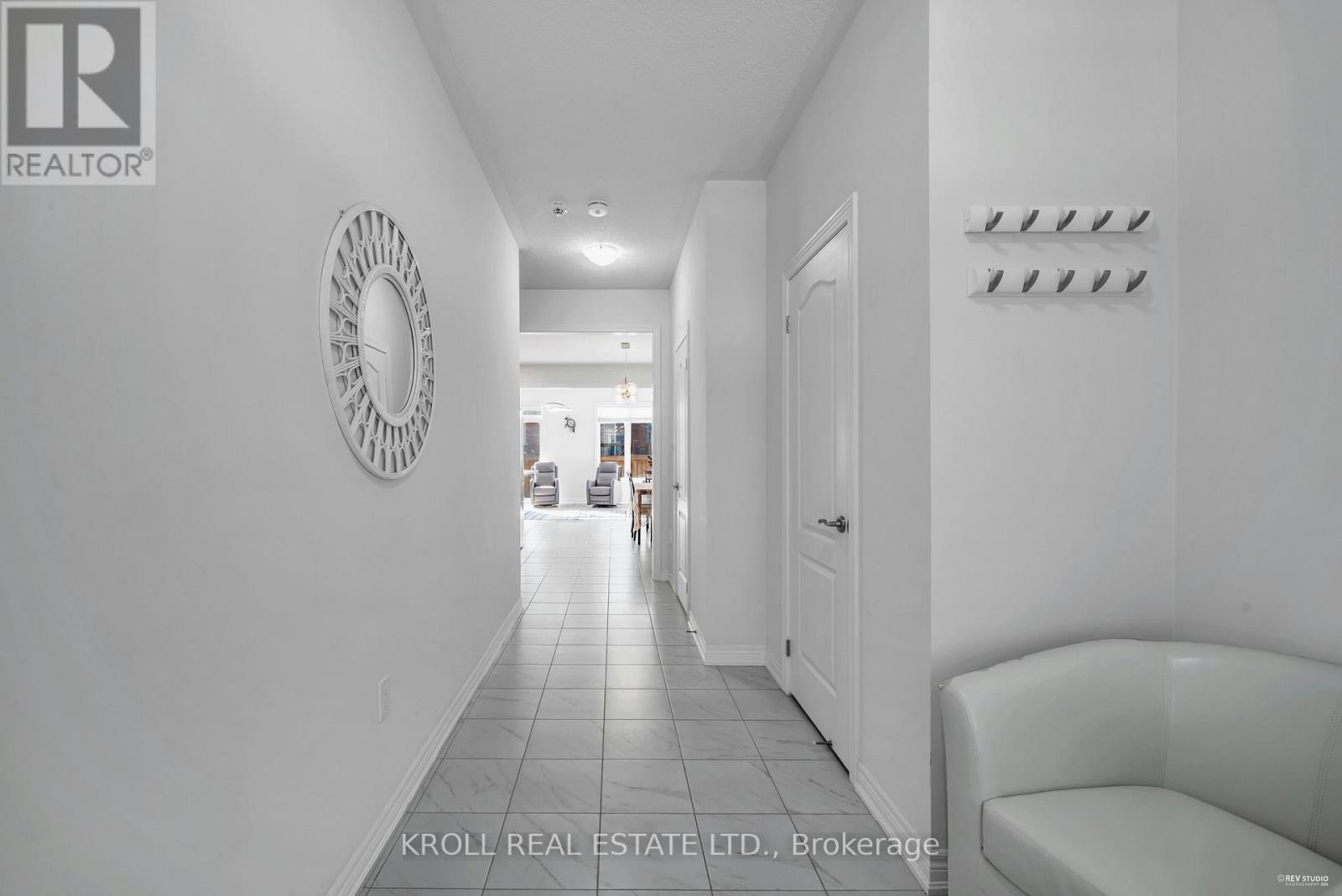 26 Frederick Taylor Way, East Gwillimbury (Mt Albert), Ontario  L0G 1M0 - Photo 8 - N11999779