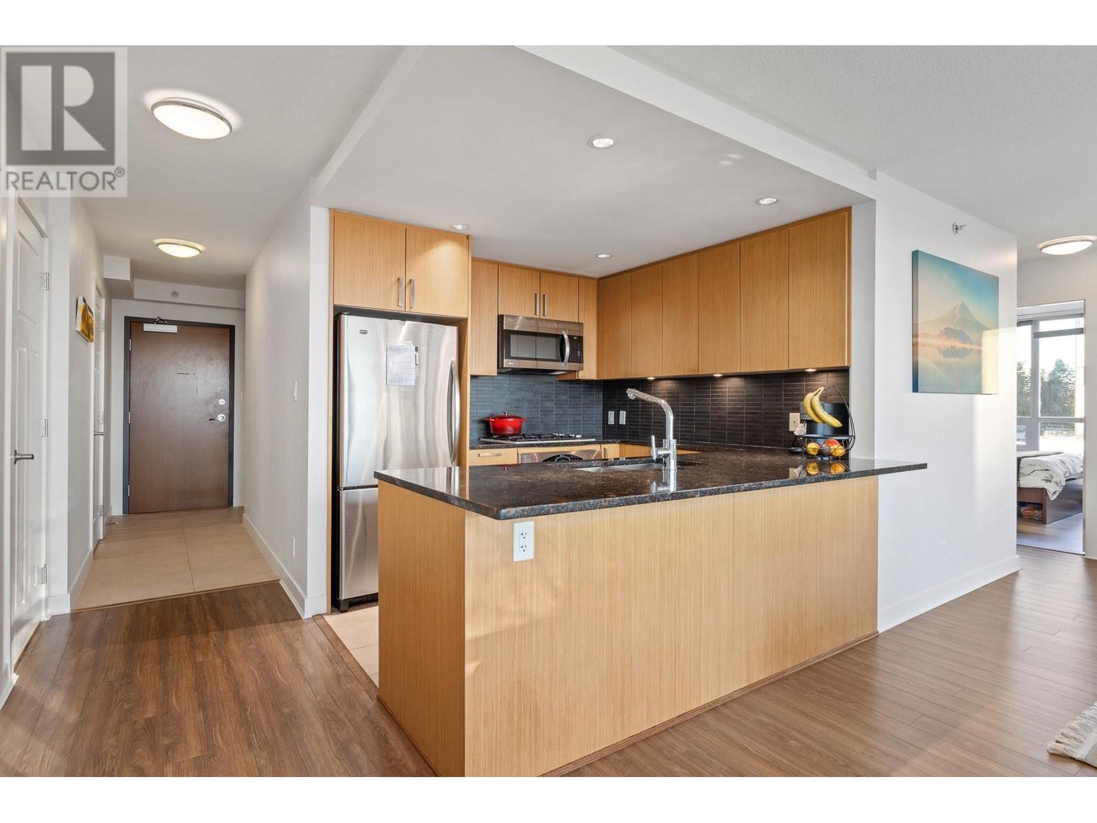 805 2978 Glen Drive, Coquitlam, British Columbia  V3B 0C3 - Photo 11 - R2966040