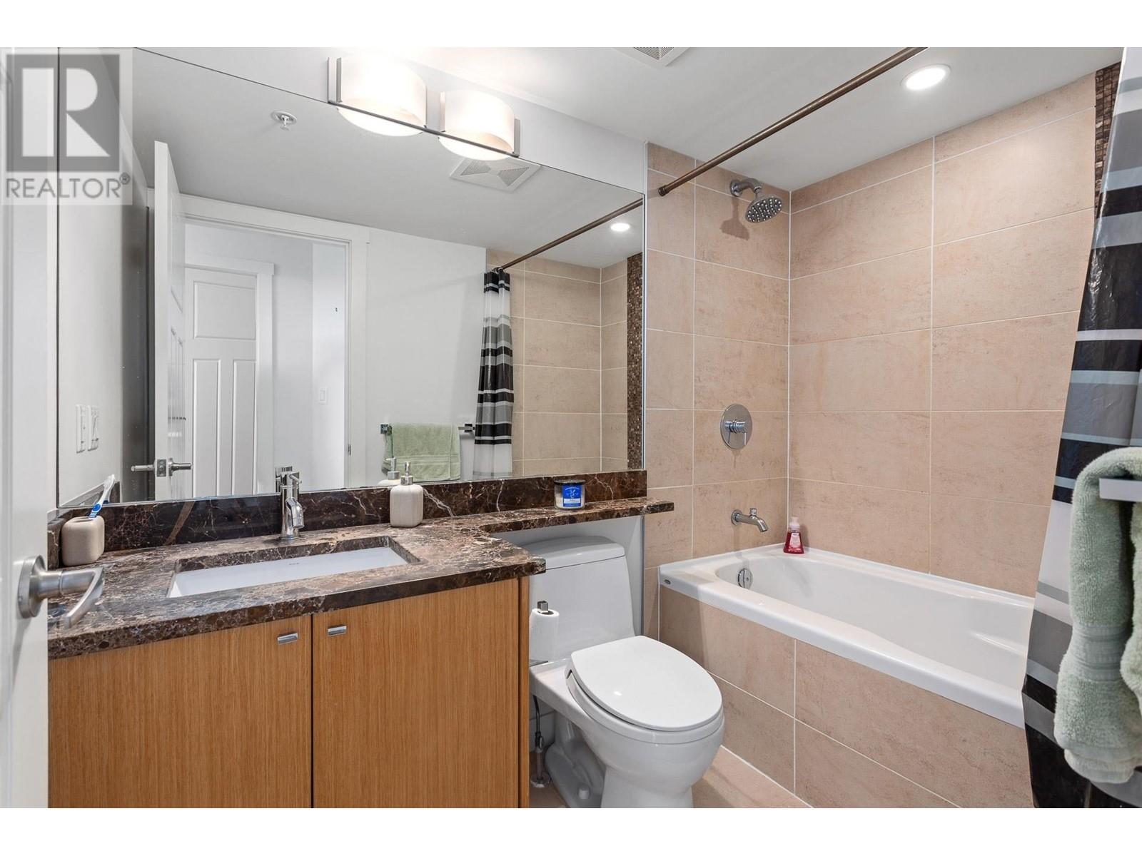 805 2978 Glen Drive, Coquitlam, British Columbia  V3B 0C3 - Photo 28 - R2966040