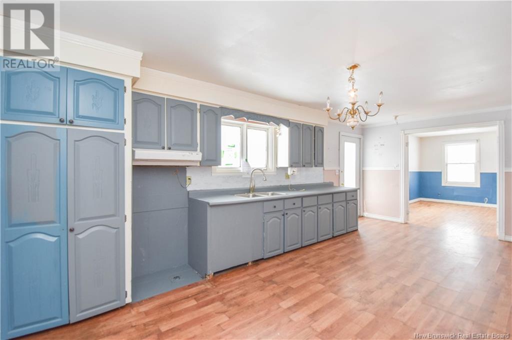 3967 Rue Morais Street, Bas-Caraquet, New Brunswick  E1W 5Y1 - Photo 10 - NB113474