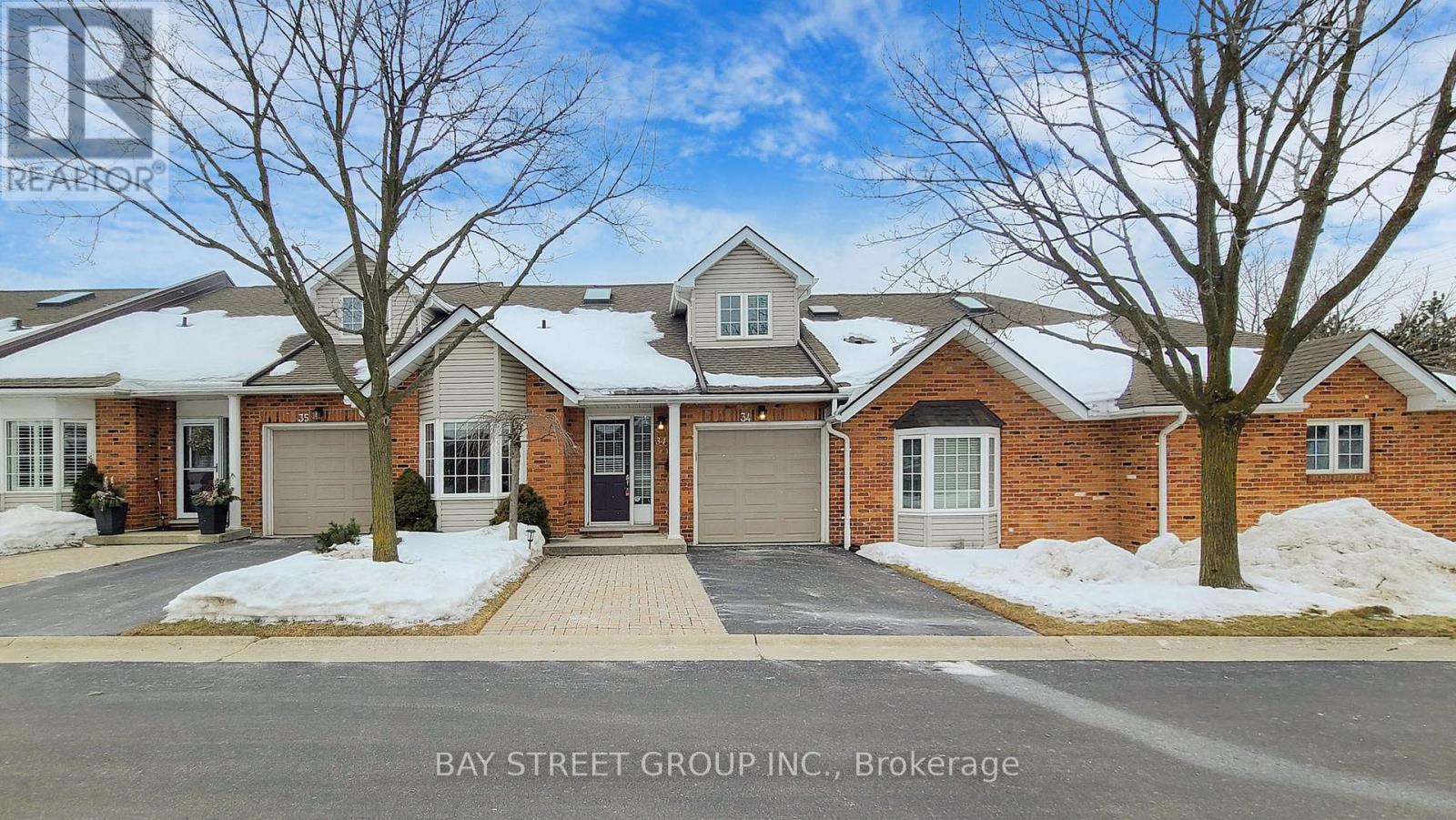 Property at 34 - 810 GOLF LINKS ROAD image 1