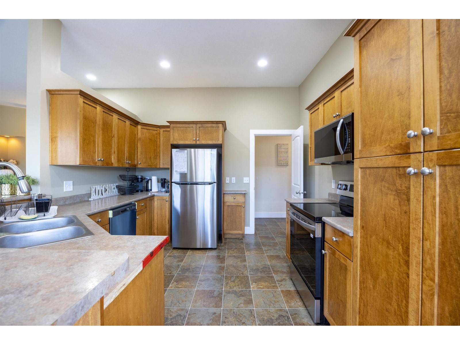 5280 Weeden Place, Promontory, Chilliwack, British Columbia  V2R 5T9 - Photo 26 - R2971211