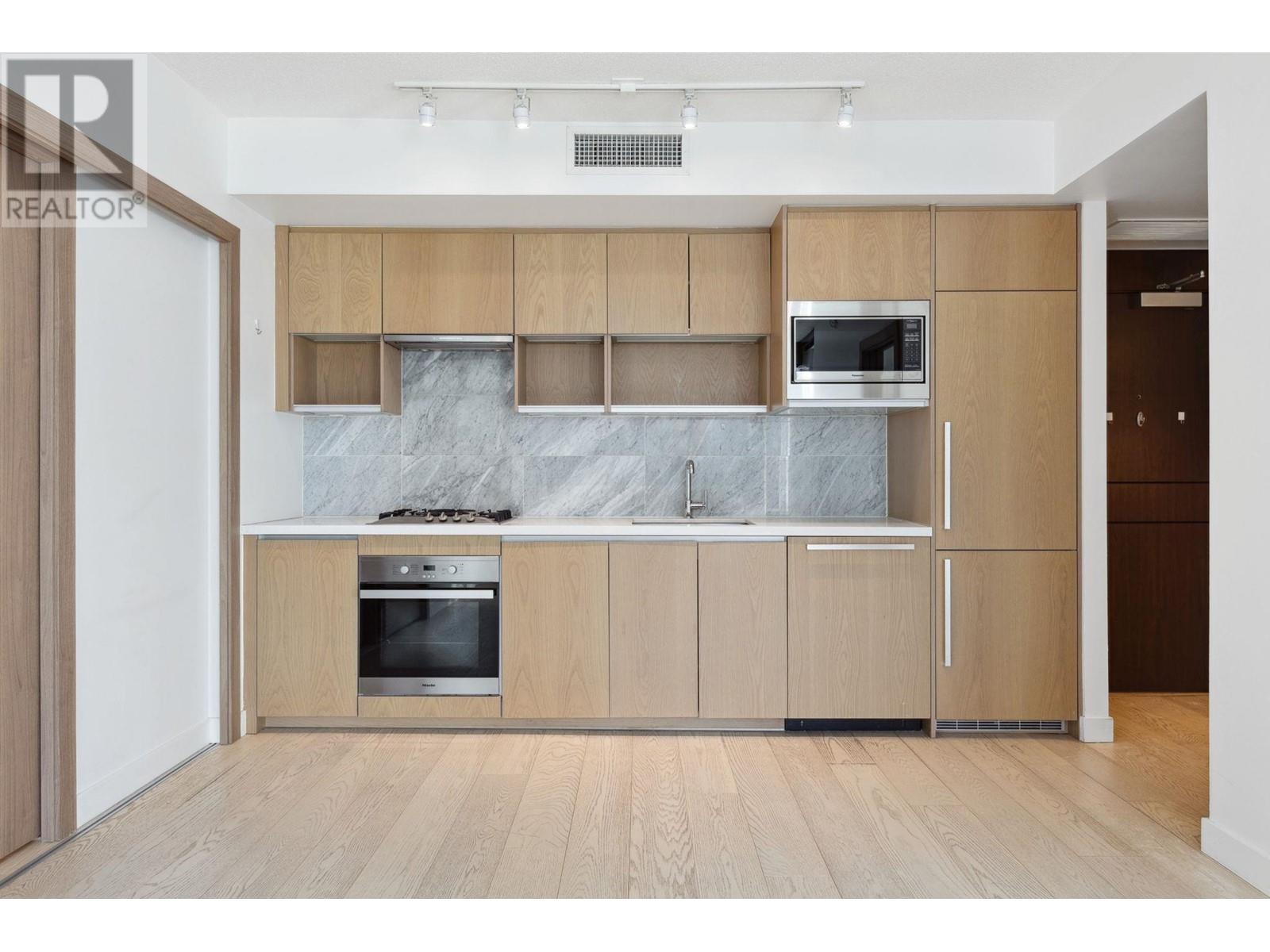 Listing Picture 13 of 40 : 1502 68 SMITHE STREET, Vancouver / 溫哥華 - 魯藝地產 Yvonne Lu Group - MLS Medallion Club Member