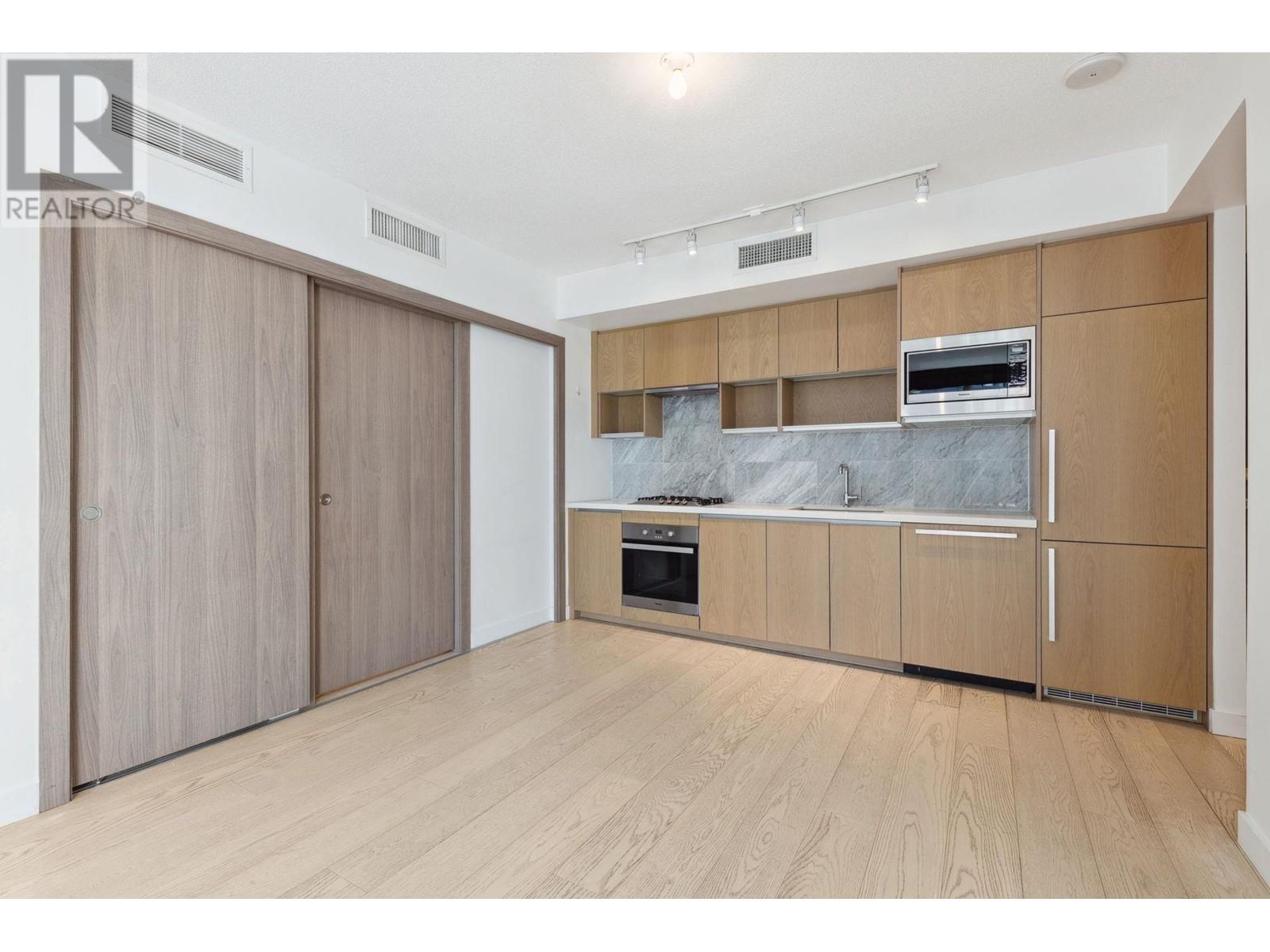 Listing Picture 14 of 40 : 1502 68 SMITHE STREET, Vancouver / 溫哥華 - 魯藝地產 Yvonne Lu Group - MLS Medallion Club Member