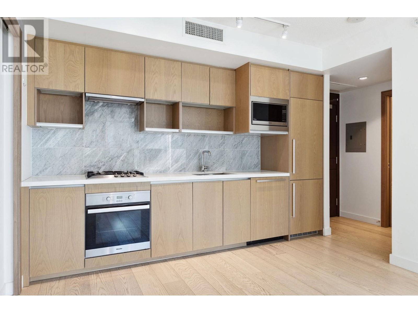 Listing Picture 15 of 40 : 1502 68 SMITHE STREET, Vancouver / 溫哥華 - 魯藝地產 Yvonne Lu Group - MLS Medallion Club Member