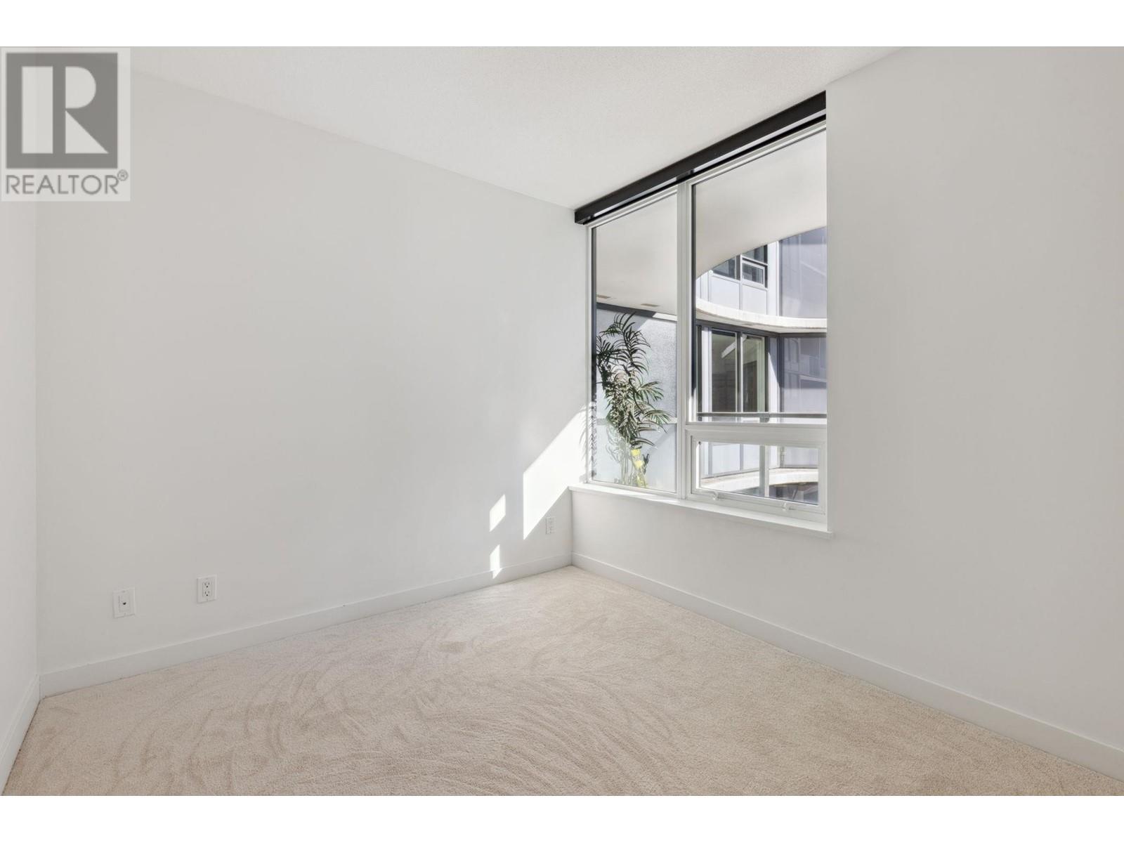 Listing Picture 16 of 40 : 1502 68 SMITHE STREET, Vancouver / 溫哥華 - 魯藝地產 Yvonne Lu Group - MLS Medallion Club Member