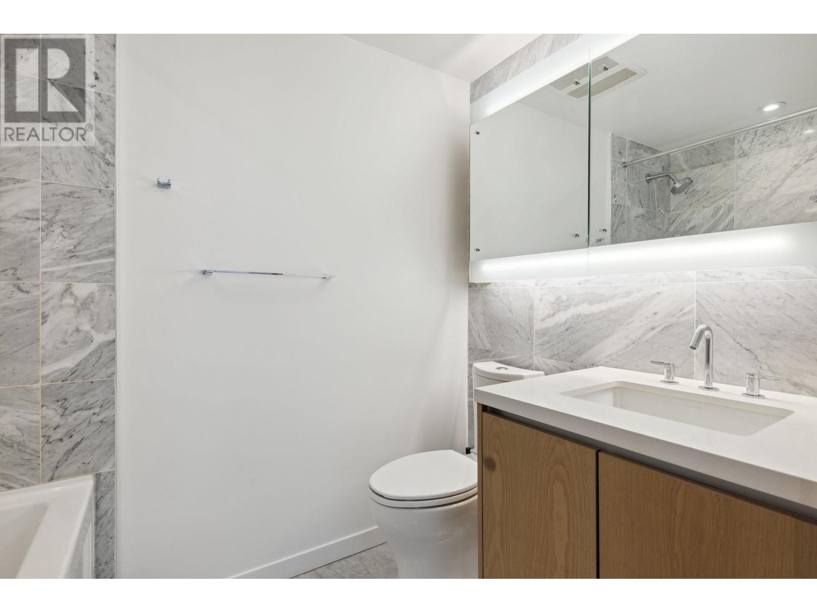 Listing Picture 19 of 40 : 1502 68 SMITHE STREET, Vancouver / 溫哥華 - 魯藝地產 Yvonne Lu Group - MLS Medallion Club Member