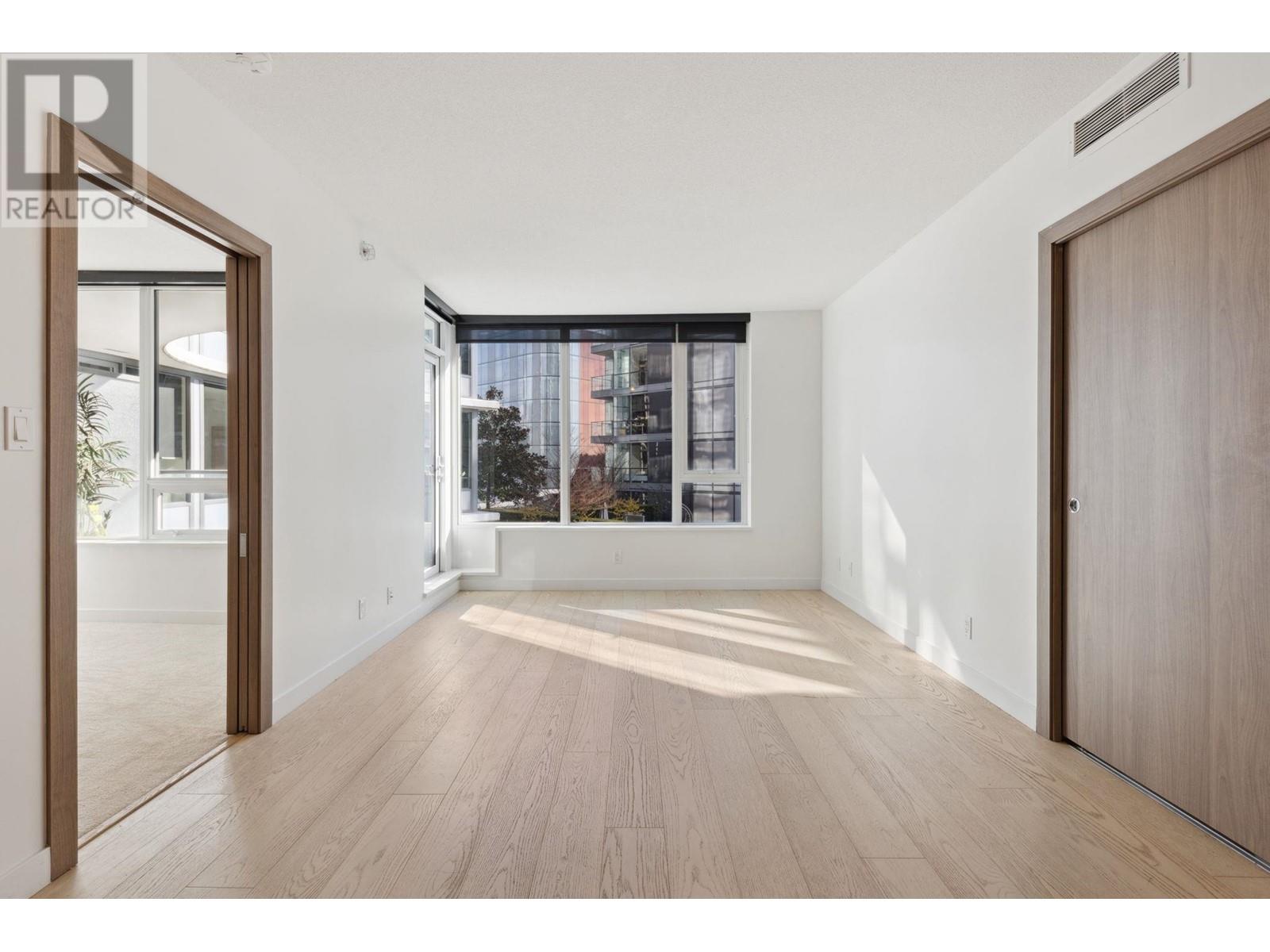 Listing Picture 3 of 40 : 1502 68 SMITHE STREET, Vancouver / 溫哥華 - 魯藝地產 Yvonne Lu Group - MLS Medallion Club Member