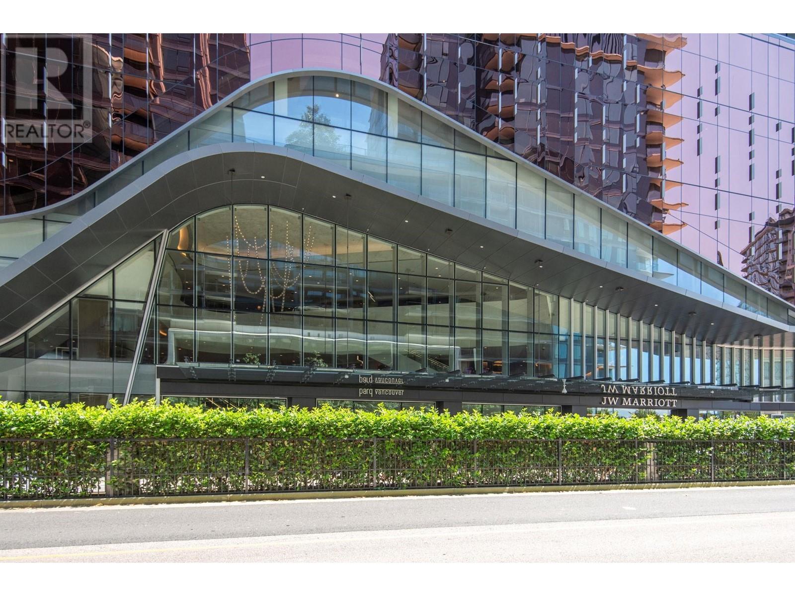 Listing Picture 32 of 40 : 1502 68 SMITHE STREET, Vancouver / 溫哥華 - 魯藝地產 Yvonne Lu Group - MLS Medallion Club Member