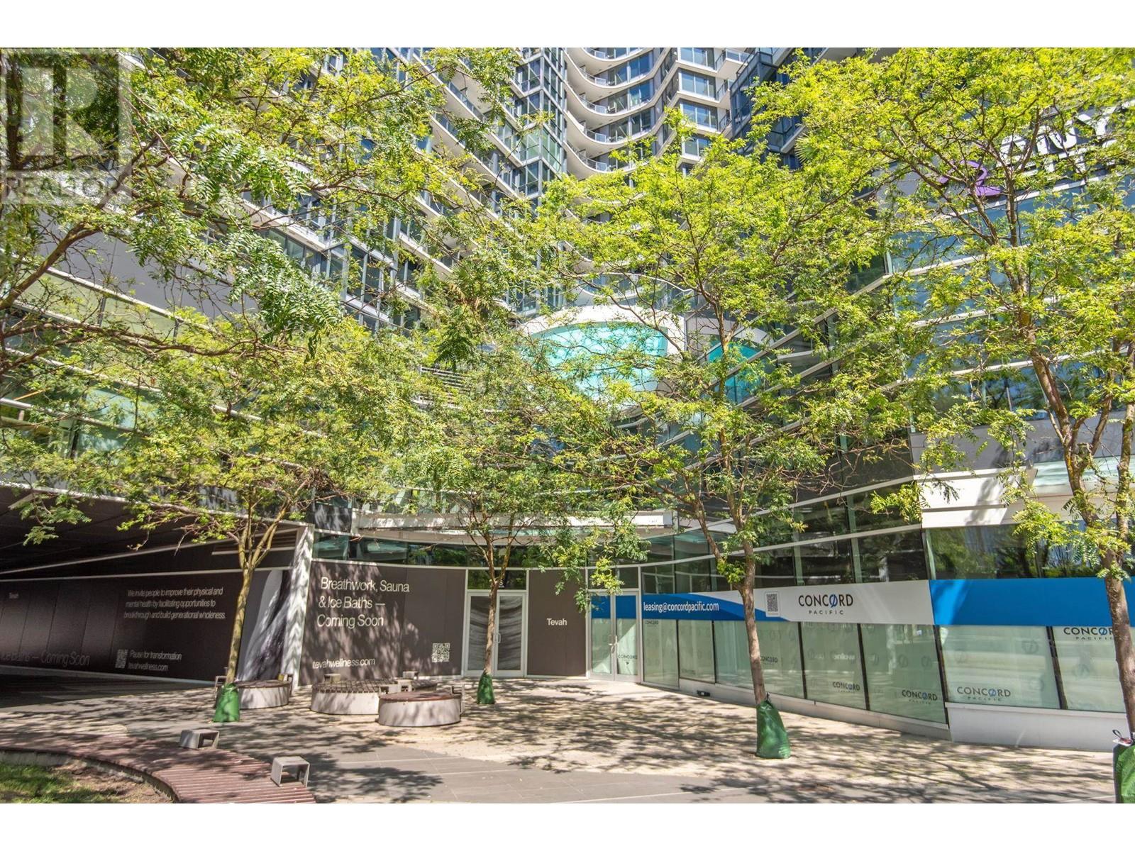 Listing Picture 39 of 40 : 1502 68 SMITHE STREET, Vancouver / 溫哥華 - 魯藝地產 Yvonne Lu Group - MLS Medallion Club Member