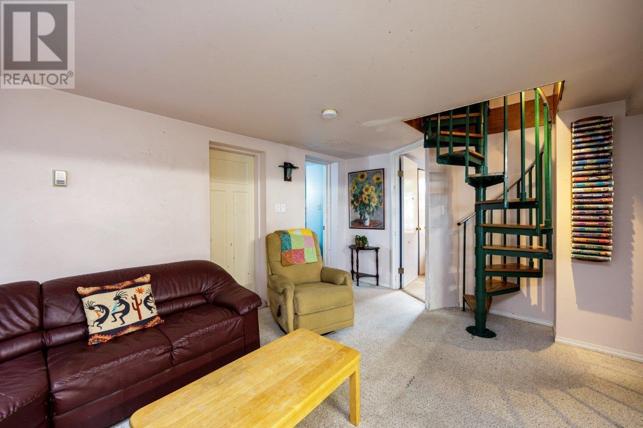 145-151 E Kings Road, North Vancouver, British Columbia  V7N 1H4 - Photo 13 - R2973154