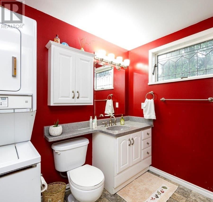 145-151 E Kings Road, North Vancouver, British Columbia  V7N 1H4 - Photo 16 - R2973154