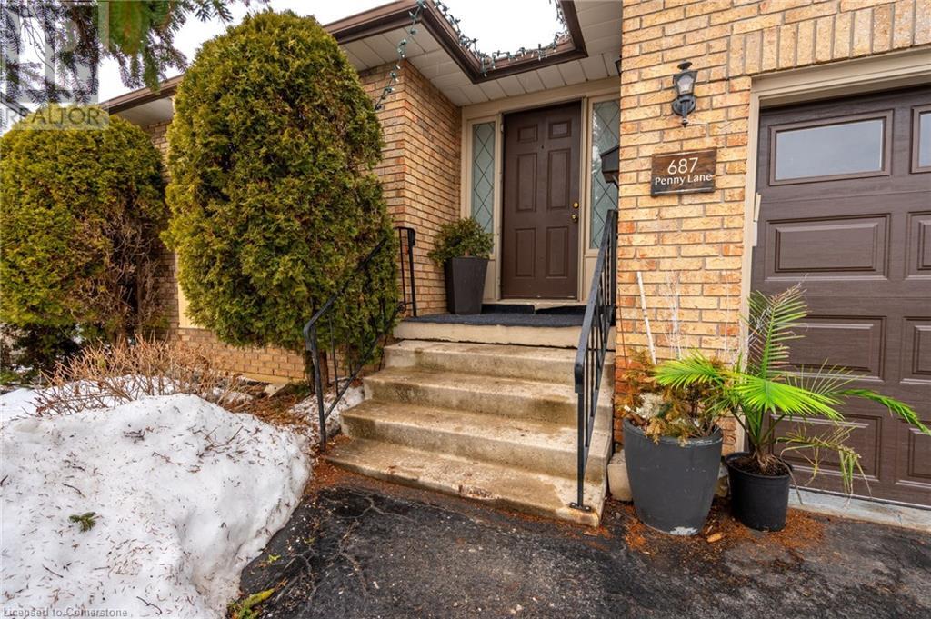 Property at 687 PENNY Lane image 2