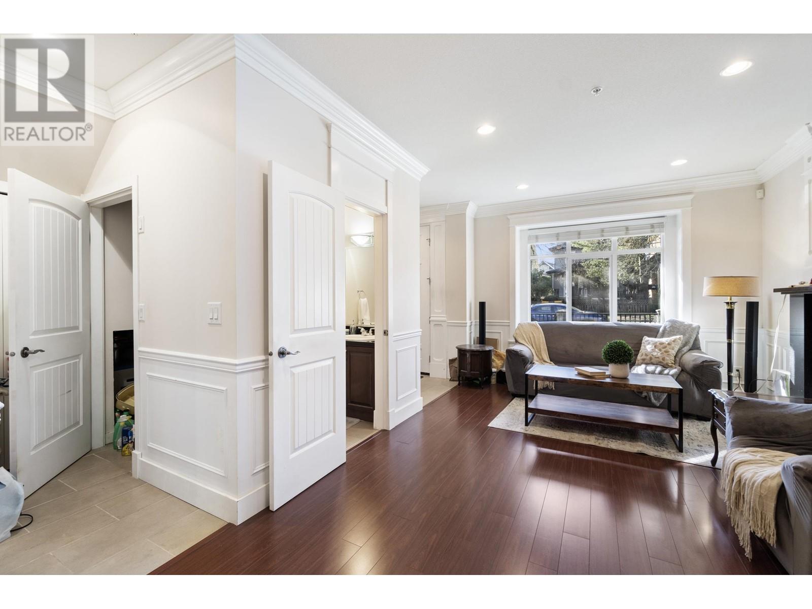 Listing Picture 4 of 25 : 1803 E 14TH AVENUE, Vancouver / 溫哥華 - 魯藝地產 Yvonne Lu Group - MLS Medallion Club Member