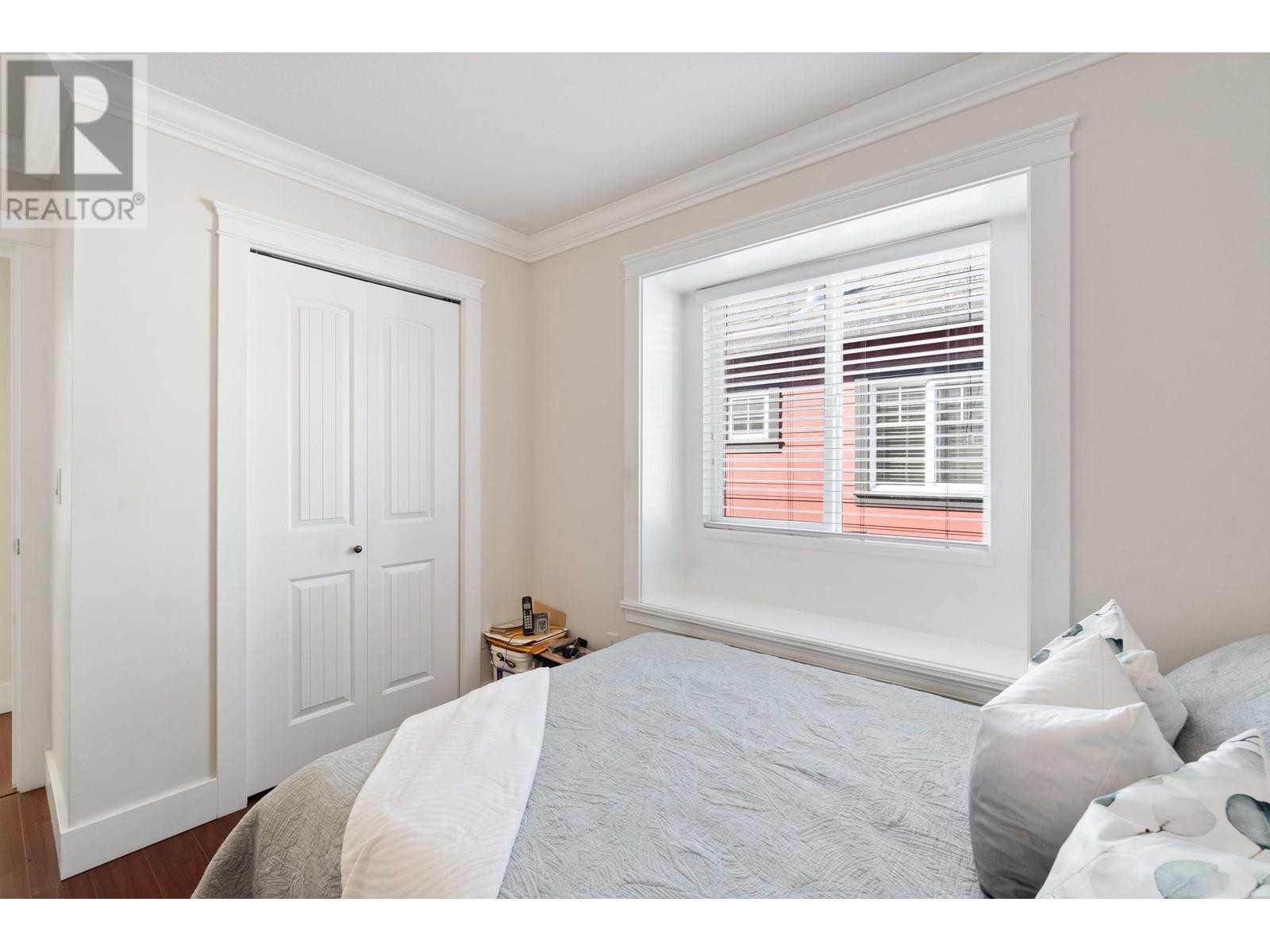 Listing Picture 15 of 25 : 1803 E 14TH AVENUE, Vancouver / 溫哥華 - 魯藝地產 Yvonne Lu Group - MLS Medallion Club Member