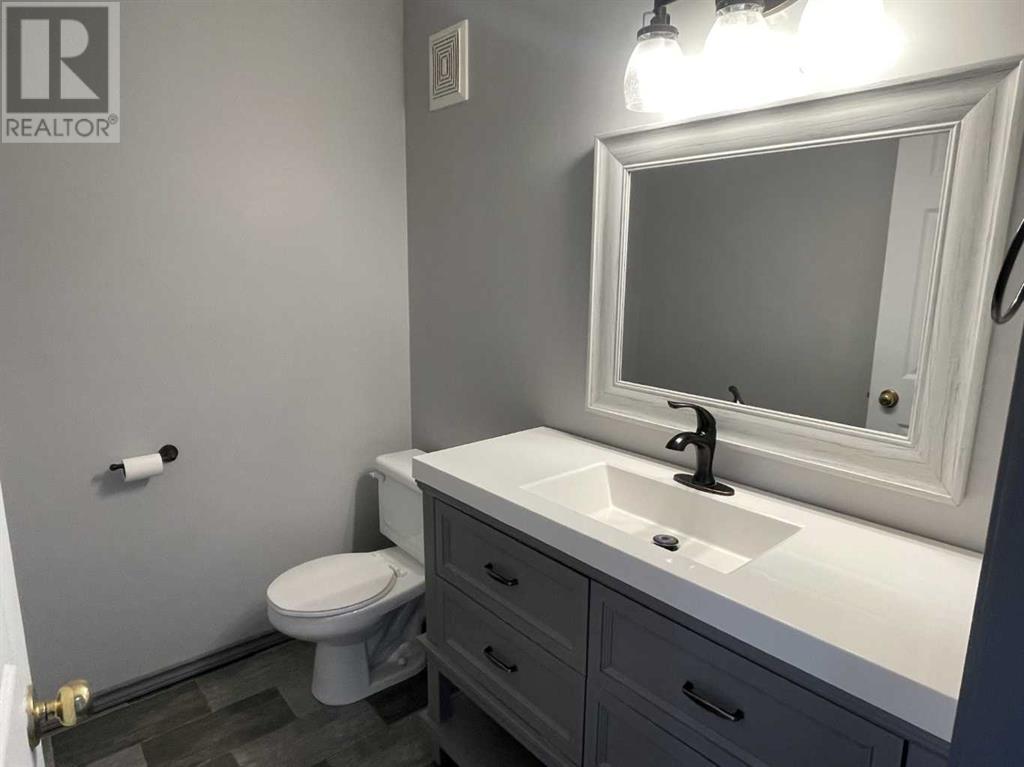 9 Merrifield Place, Whitecourt, Alberta  T7S 1T3 - Photo 6 - A2198186