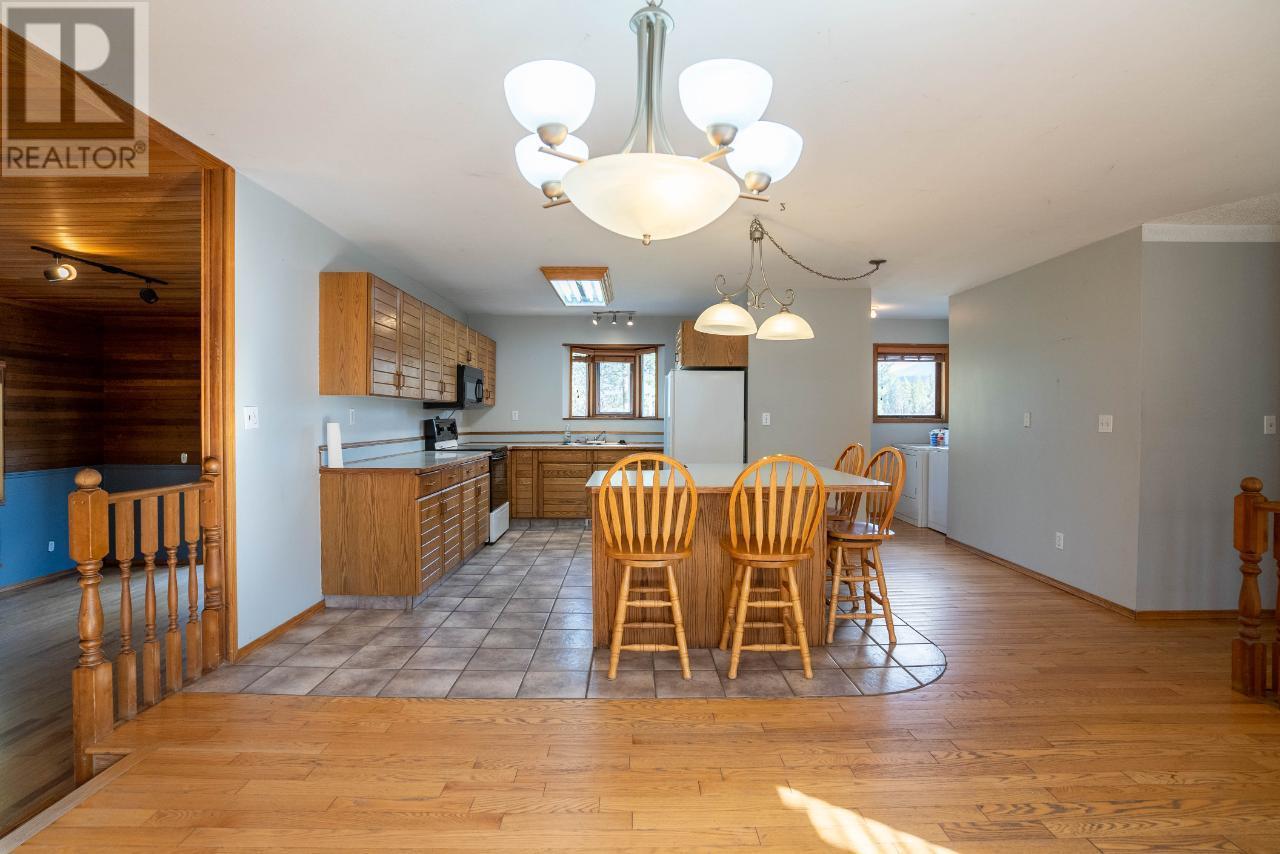 6198 3/93 Highway, Cranbrook, British Columbia  V1C 7B2 - Photo 37 - 10337185