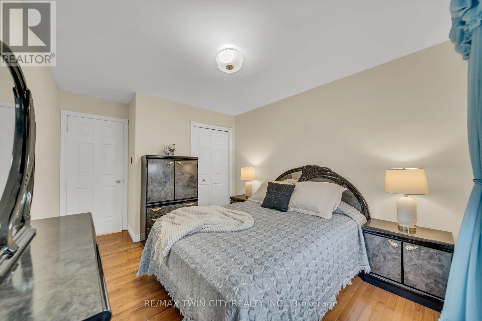 30 Knowles Drive, Woodstock (Woodstock - North), Ontario  N4S 8T8 - Photo 22 - X11999841