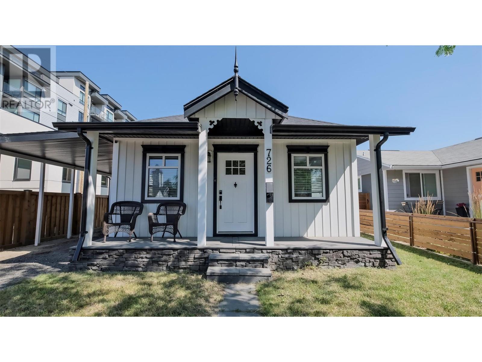 Property at 726 Coronation Avenue image 1