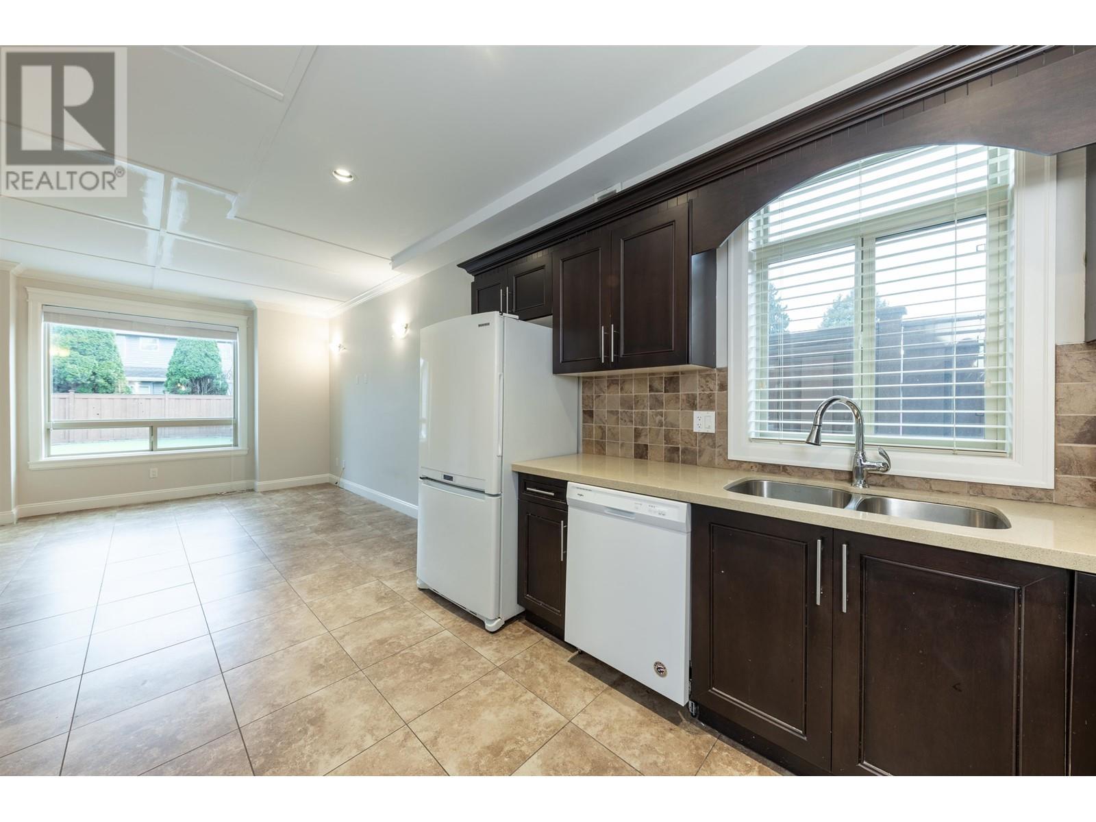 Listing Picture 33 of 40 : 9626 PATTERSON ROAD, Richmond / 烈治文 - 魯藝地產 Yvonne Lu Group - MLS Medallion Club Member