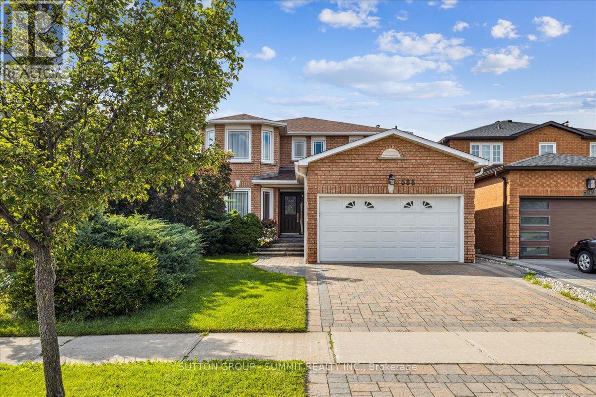 <div class="slider-price">$1,599,888</div><p>588 Fairview Road W, Mississauga, Ontario</p>