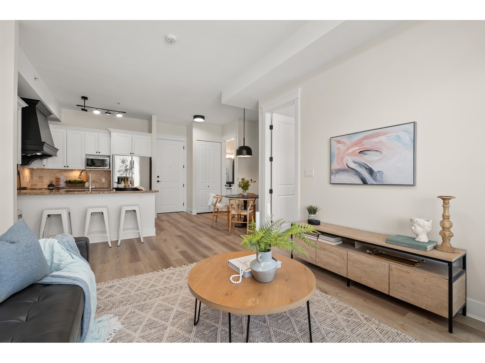 403 19530 65 AVENUE, Surrey, British Columbia