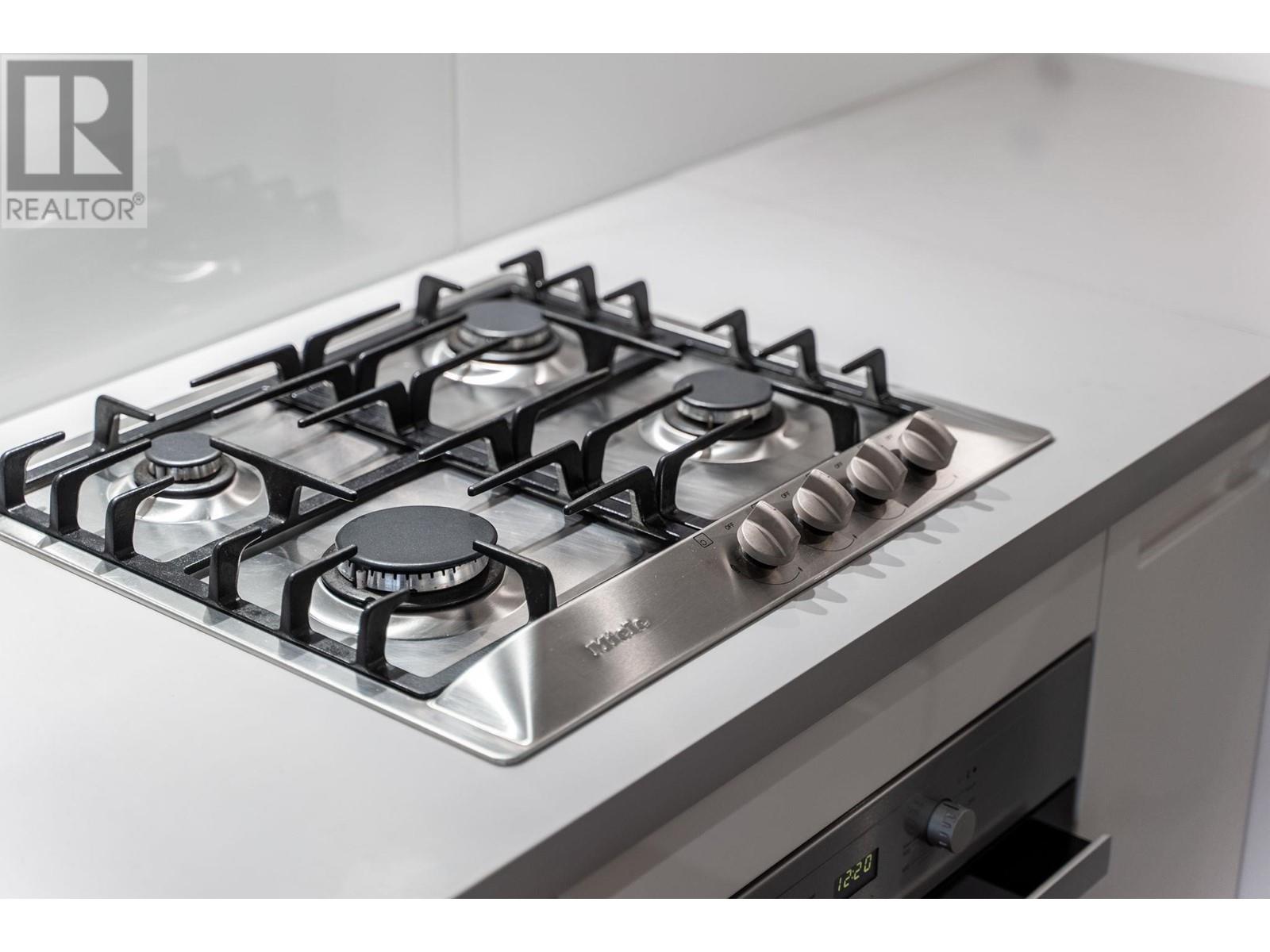 Listing Picture 13 of 40 : 1206 188 KEEFER STREET, Vancouver / 溫哥華 - 魯藝地產 Yvonne Lu Group - MLS Medallion Club Member