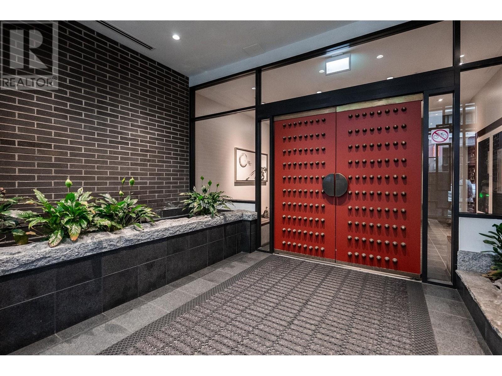 Listing Picture 37 of 40 : 1206 188 KEEFER STREET, Vancouver / 溫哥華 - 魯藝地產 Yvonne Lu Group - MLS Medallion Club Member