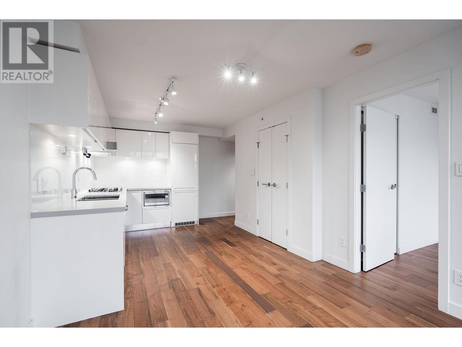 Listing Picture 19 of 40 : 1206 188 KEEFER STREET, Vancouver / 溫哥華 - 魯藝地產 Yvonne Lu Group - MLS Medallion Club Member