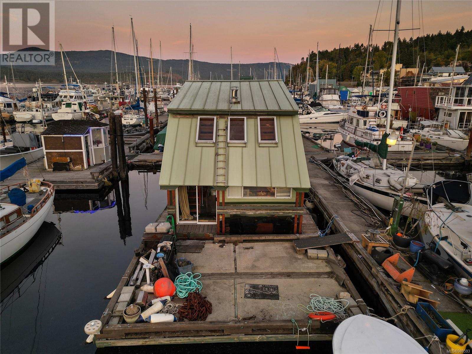 7 1745 Cowichan Bay Rd, Cowichan Bay, British Columbia  V0R 1N0 - Photo 19 - 989593