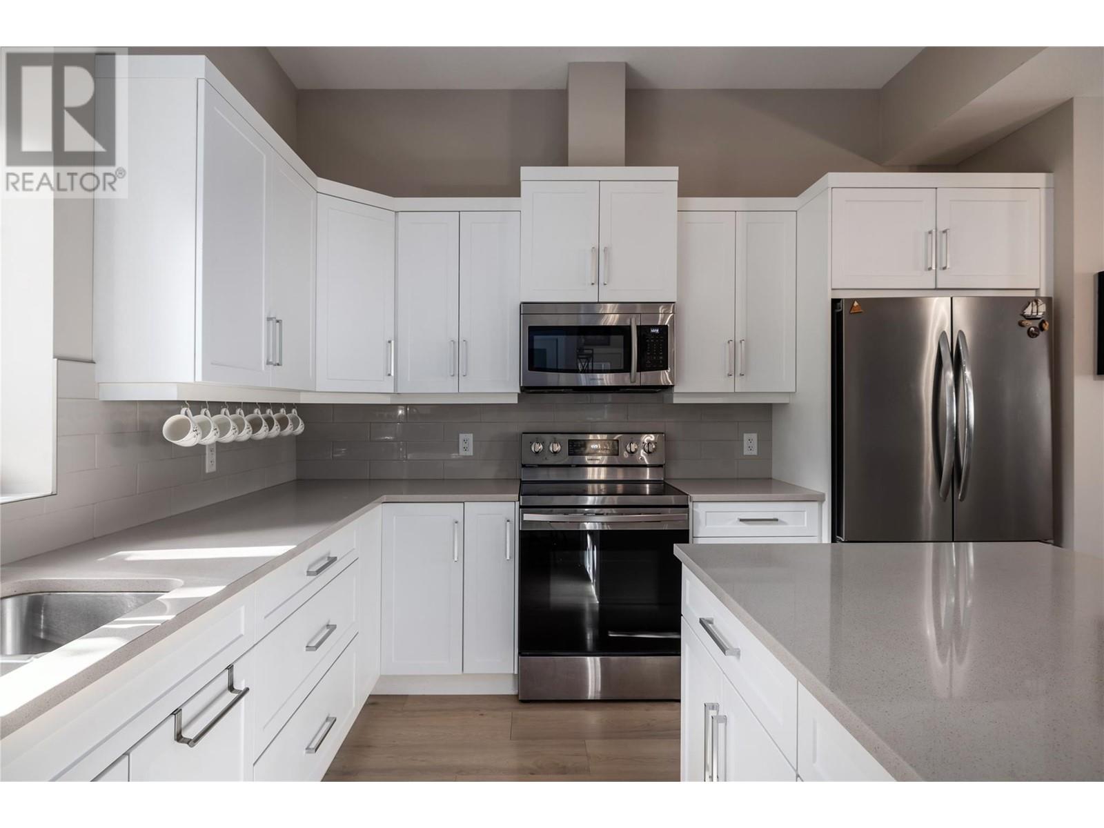 Property at 2893 Robinson Road Unit# 13 image 1