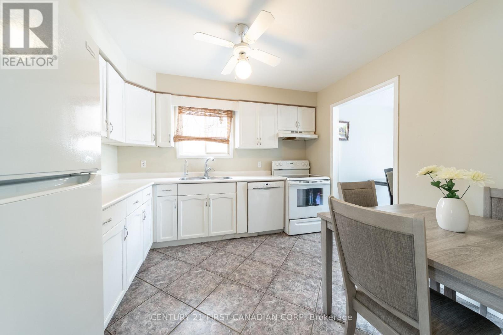Property at 869 SHELBORNE STREET image 4